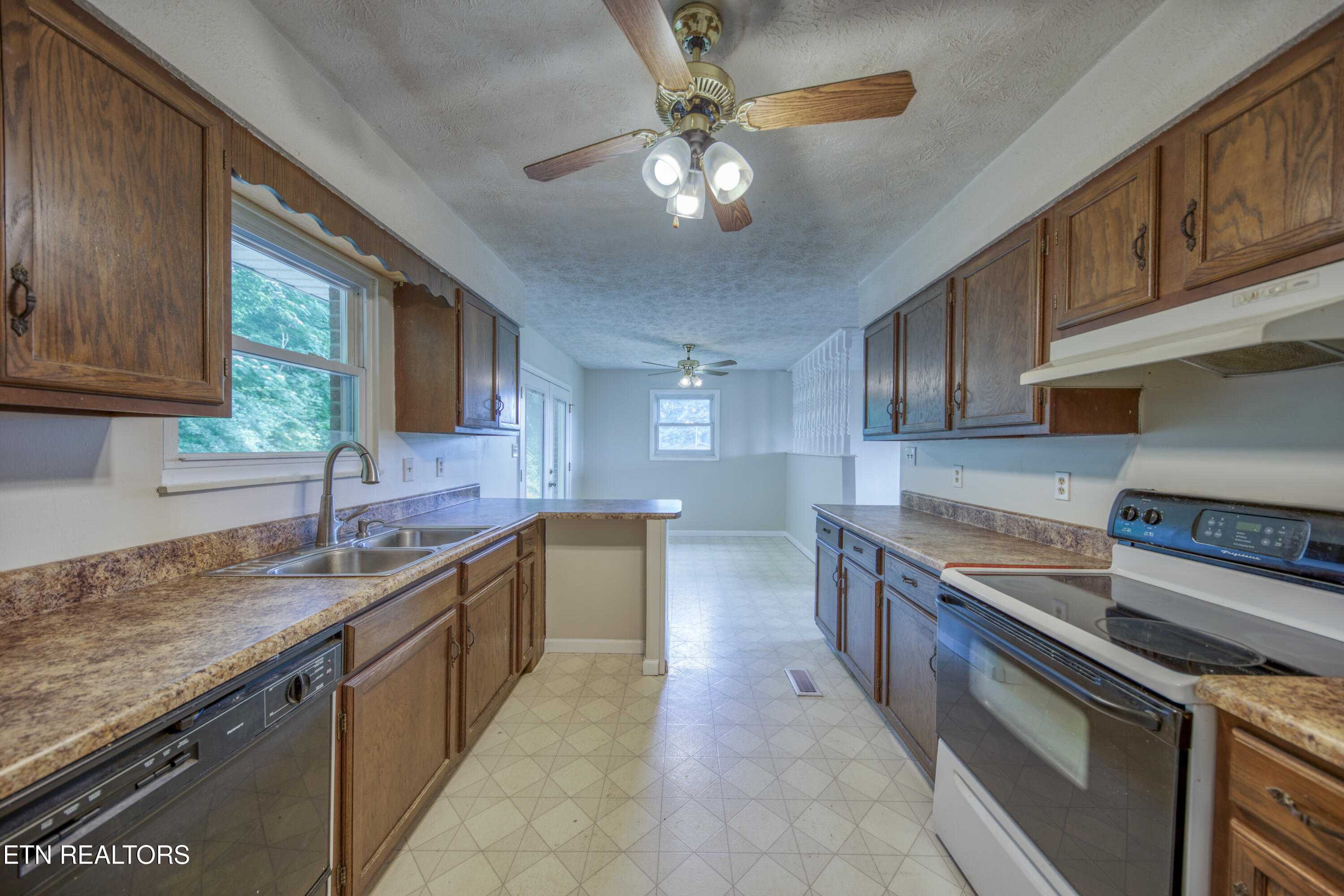 1306 Brushy Valley Road Heiskell TN 37754