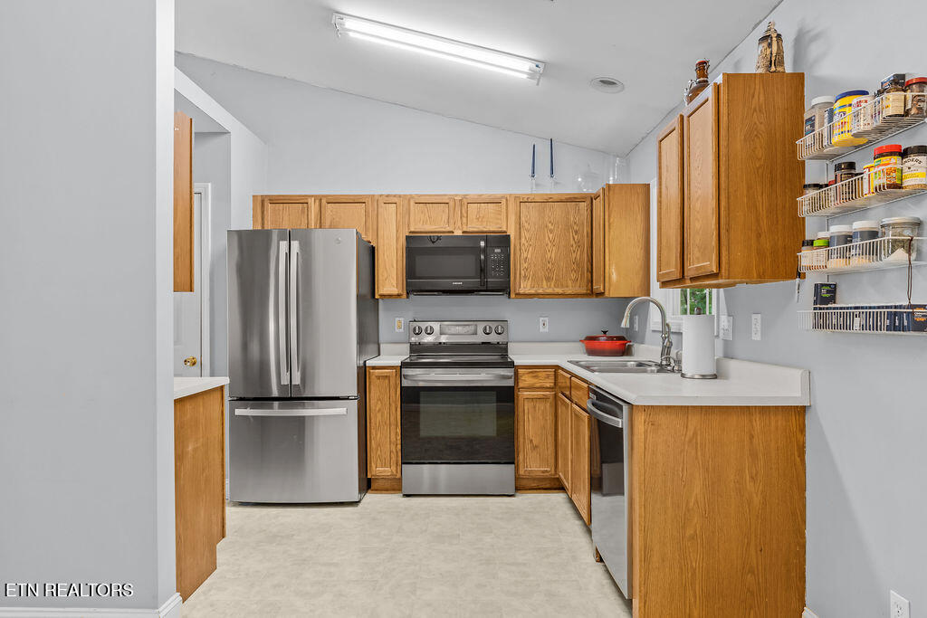 624 Liverpool Lane Knoxville TN 37920