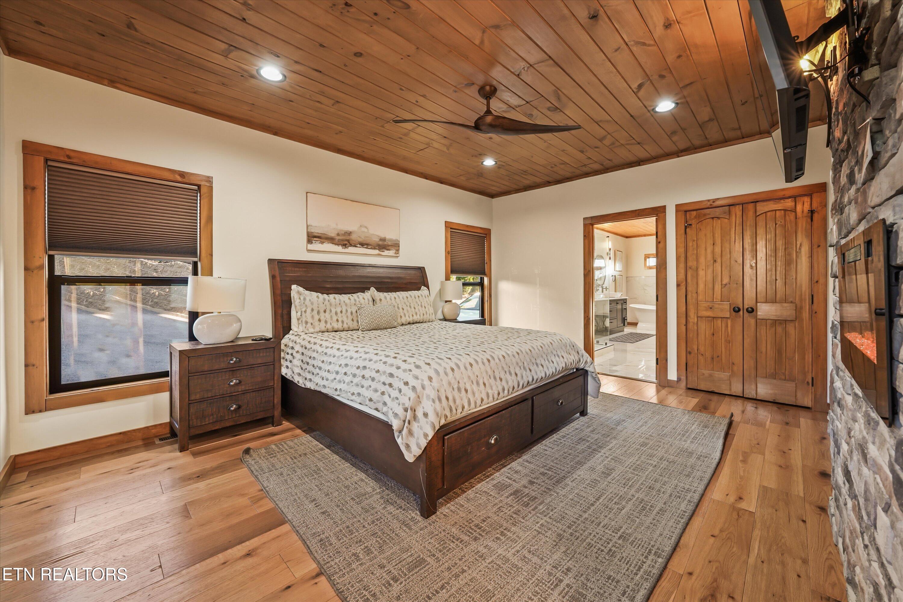 561 Edgewood Drive Gatlinburg TN 37738