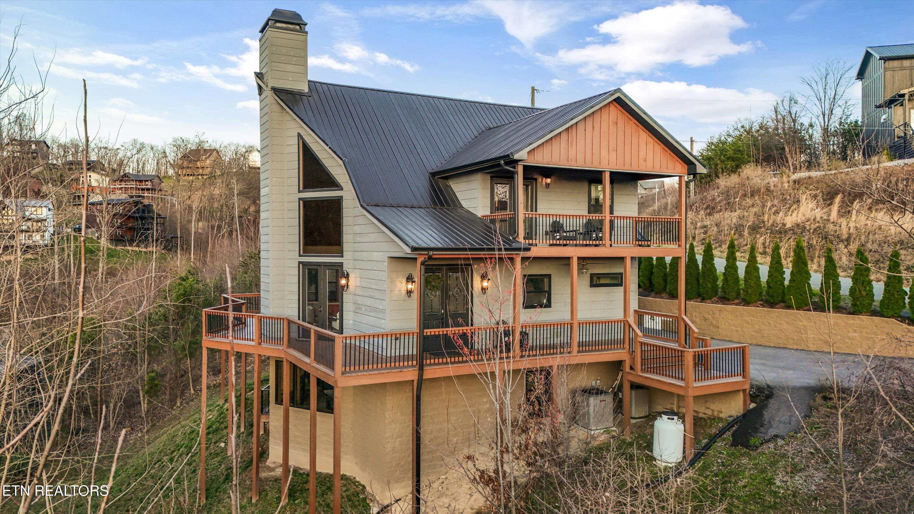 561 Edgewood Drive Gatlinburg TN 37738