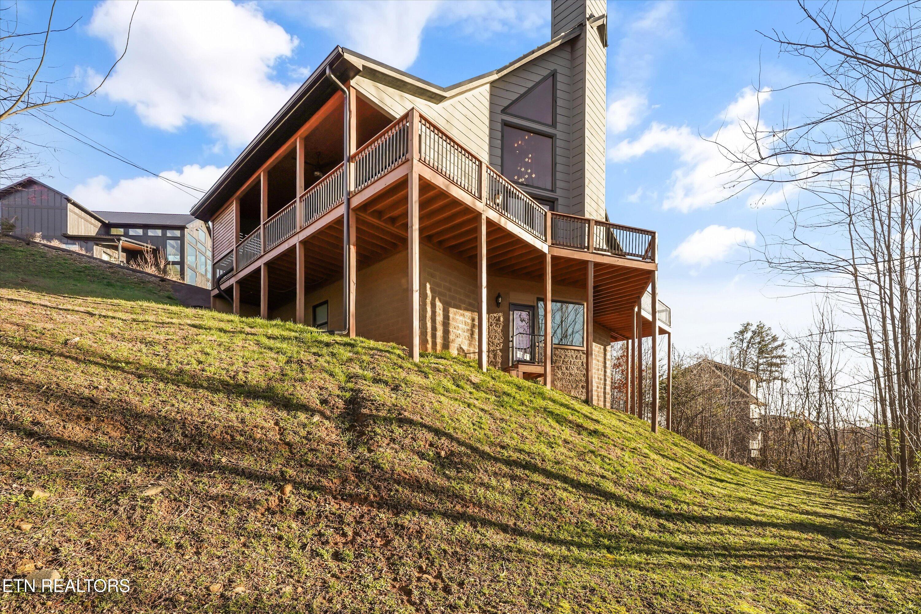 561 Edgewood Drive Gatlinburg TN 37738