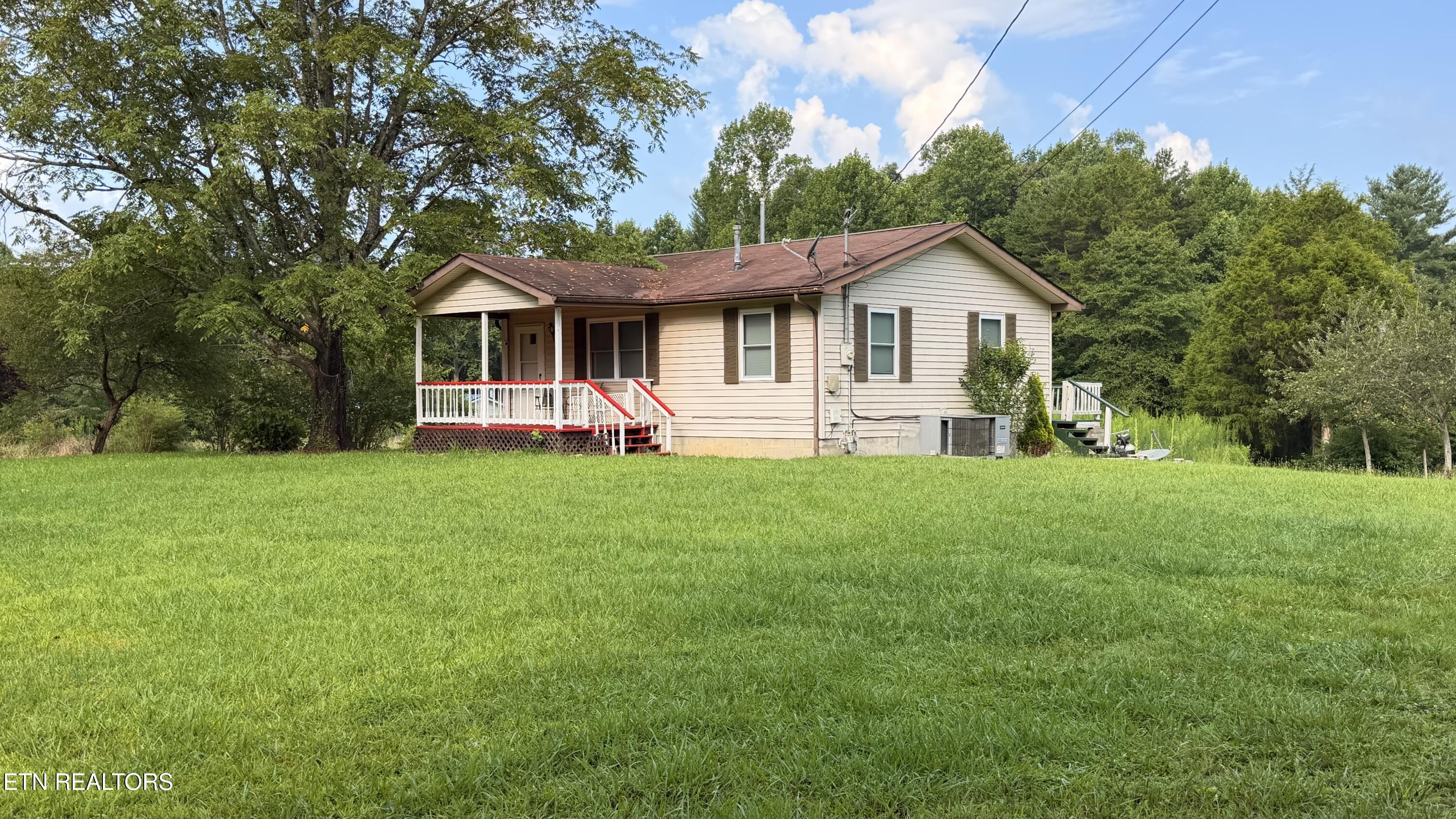 420 Black Oak Road Oneida TN 37841