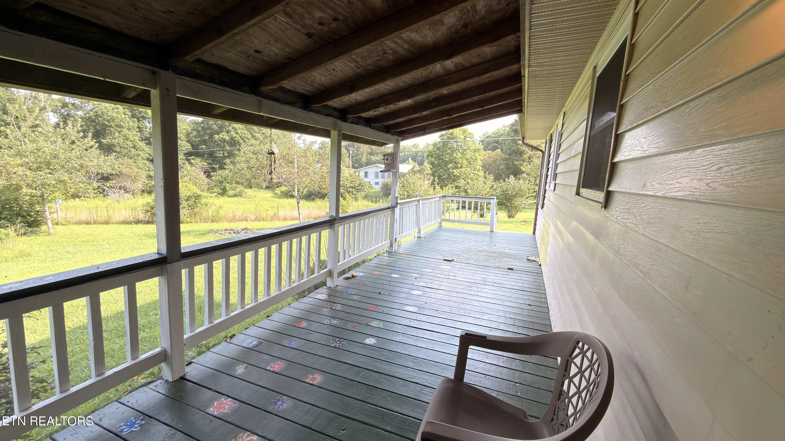420 Black Oak Road Oneida TN 37841