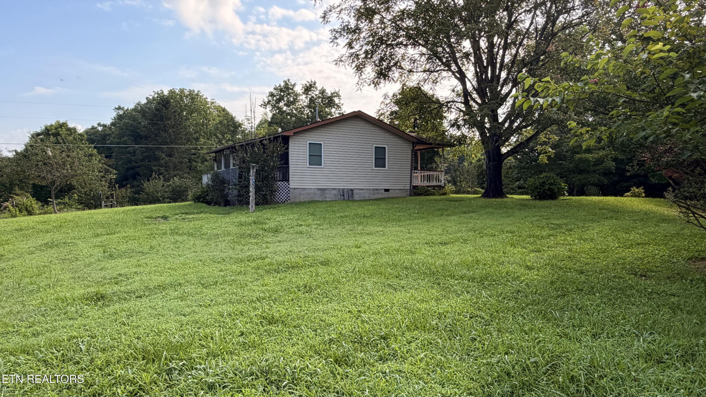 420 Black Oak Road Oneida TN 37841