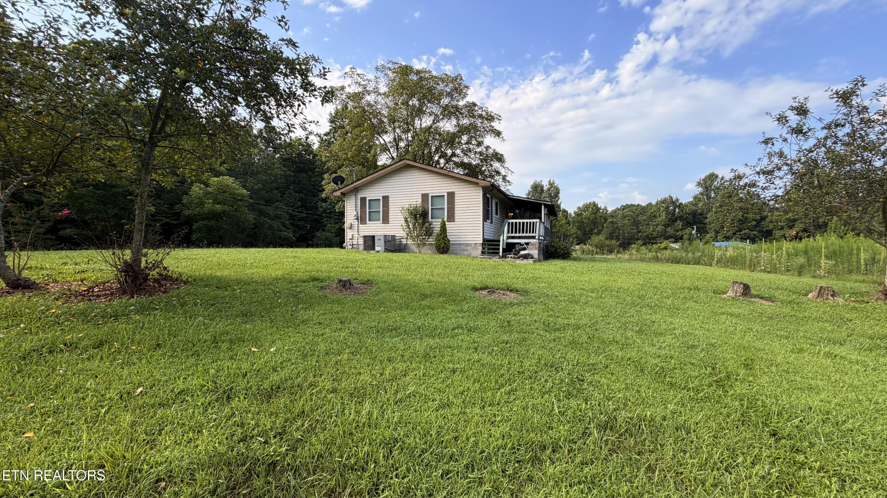 420 Black Oak Road Oneida TN 37841