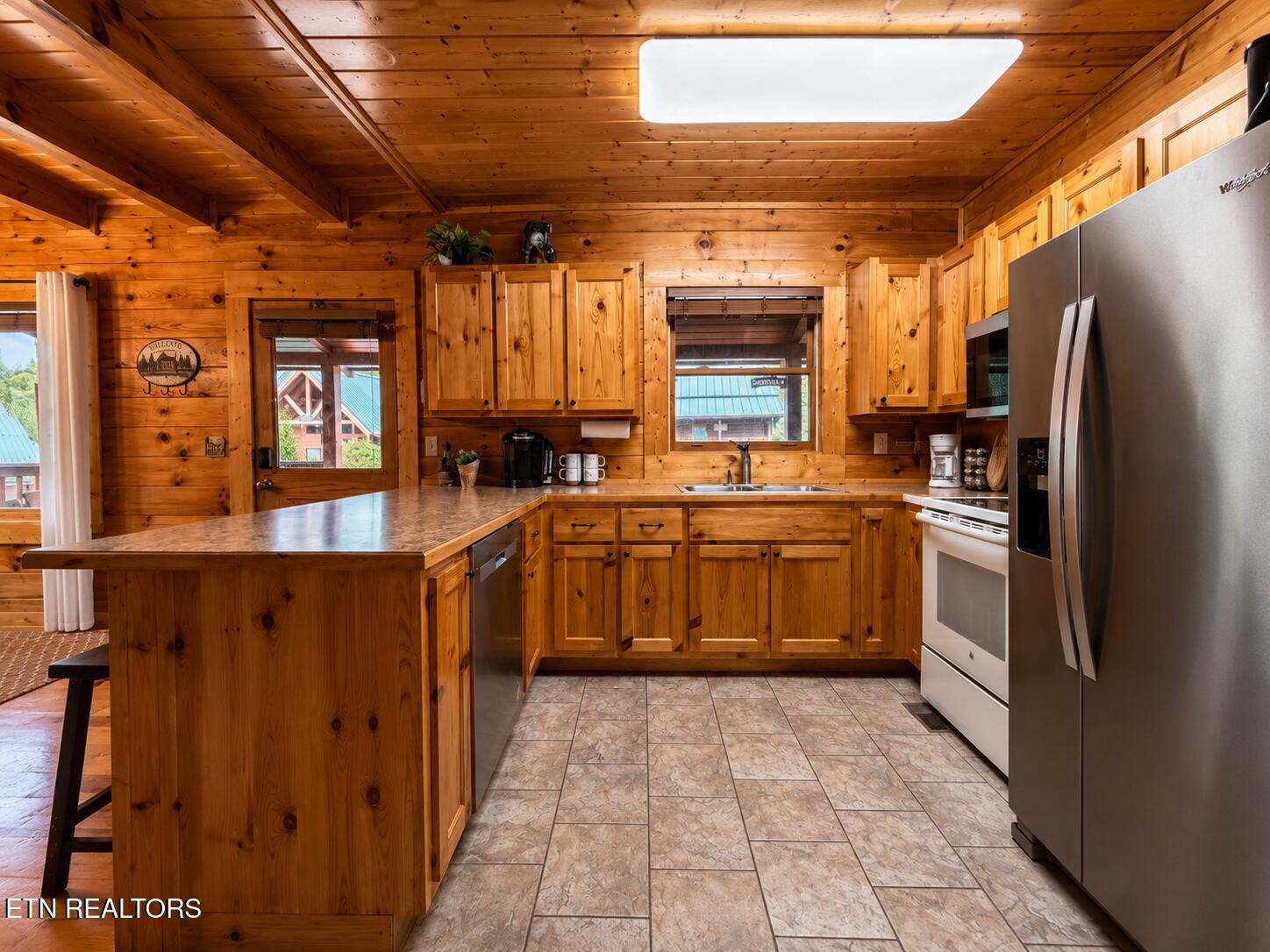 612 Cherry Blossom Way Pigeon Forge TN 37863