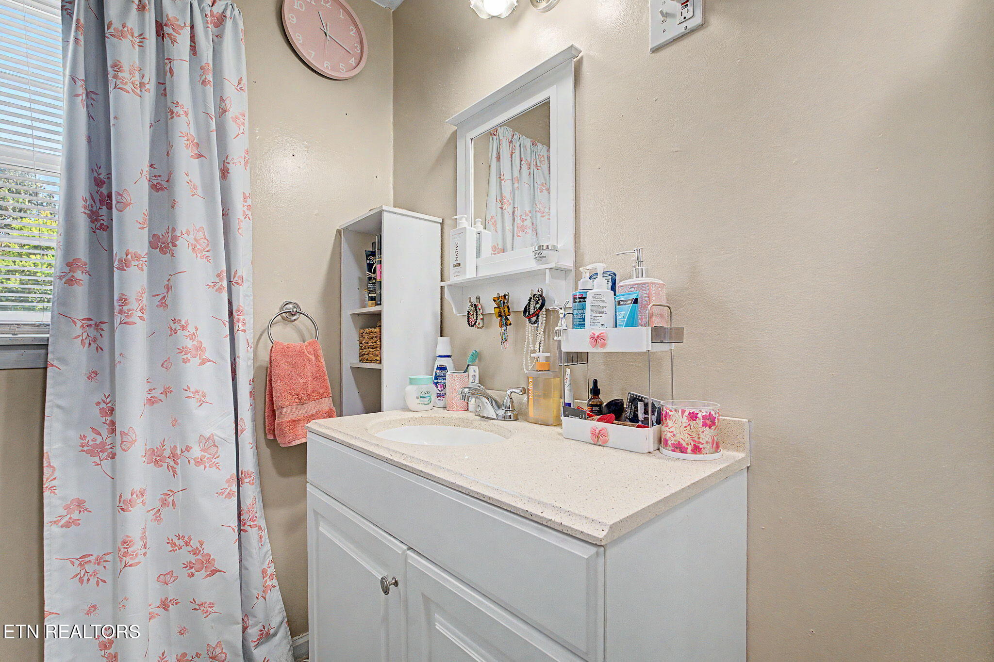 3806 Knox Lane Knoxville TN 37917