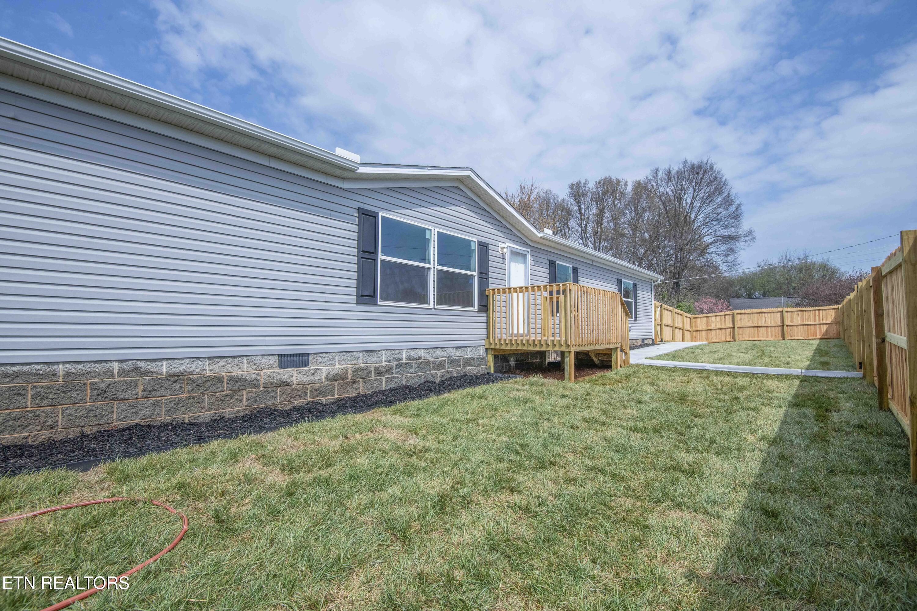 103 Johnson Drive Lenoir City TN 37771