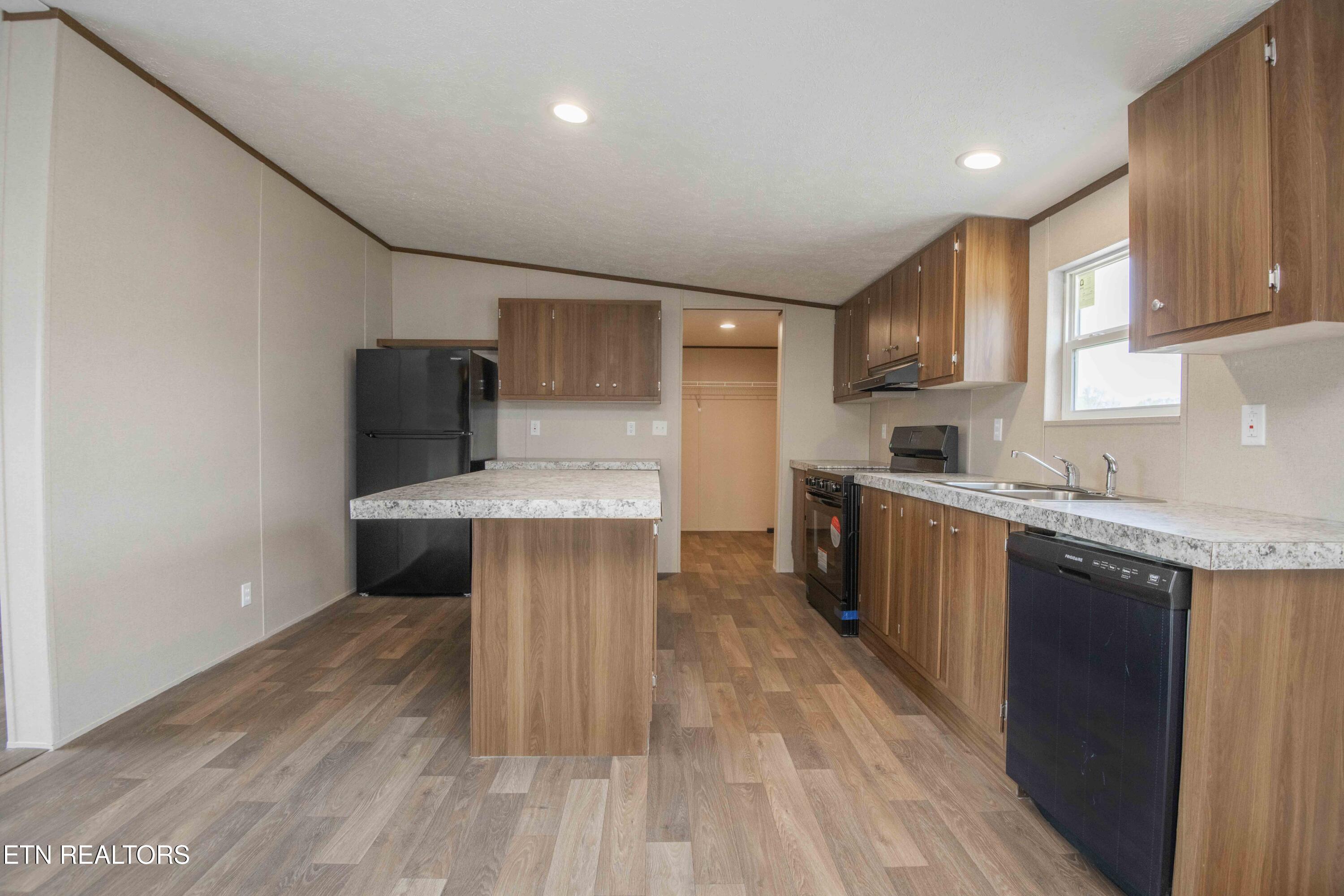 103 Johnson Drive Lenoir City TN 37771