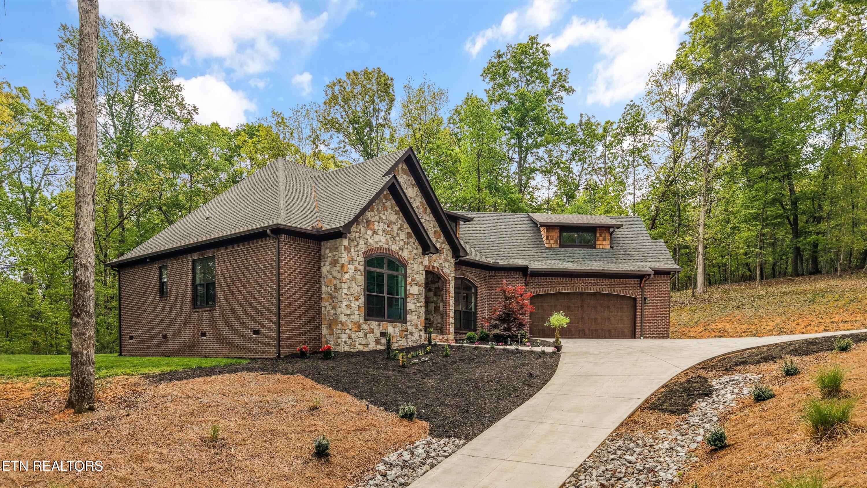 109 Lake Harbor Drive Lenoir City TN 37772
