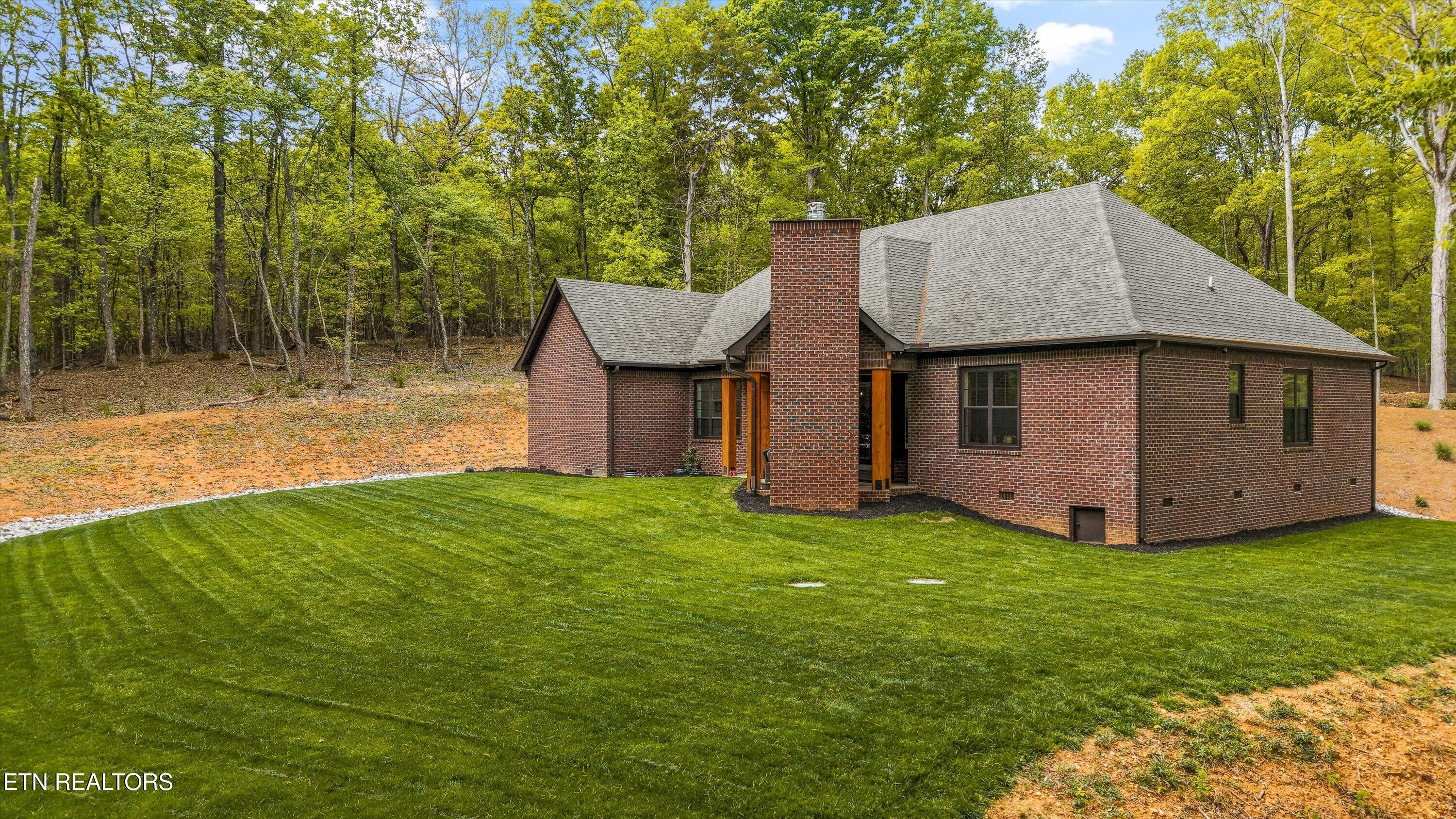 109 Lake Harbor Drive Lenoir City TN 37772