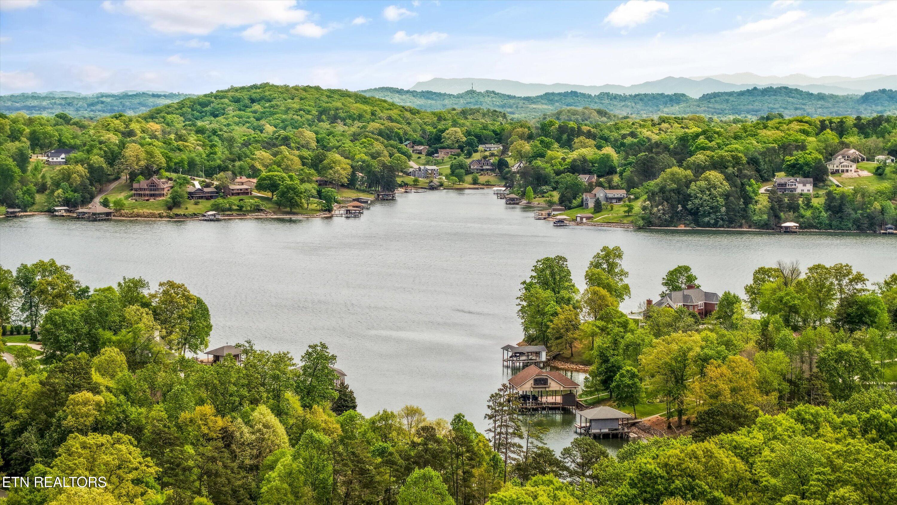 109 Lake Harbor Drive Lenoir City TN 37772