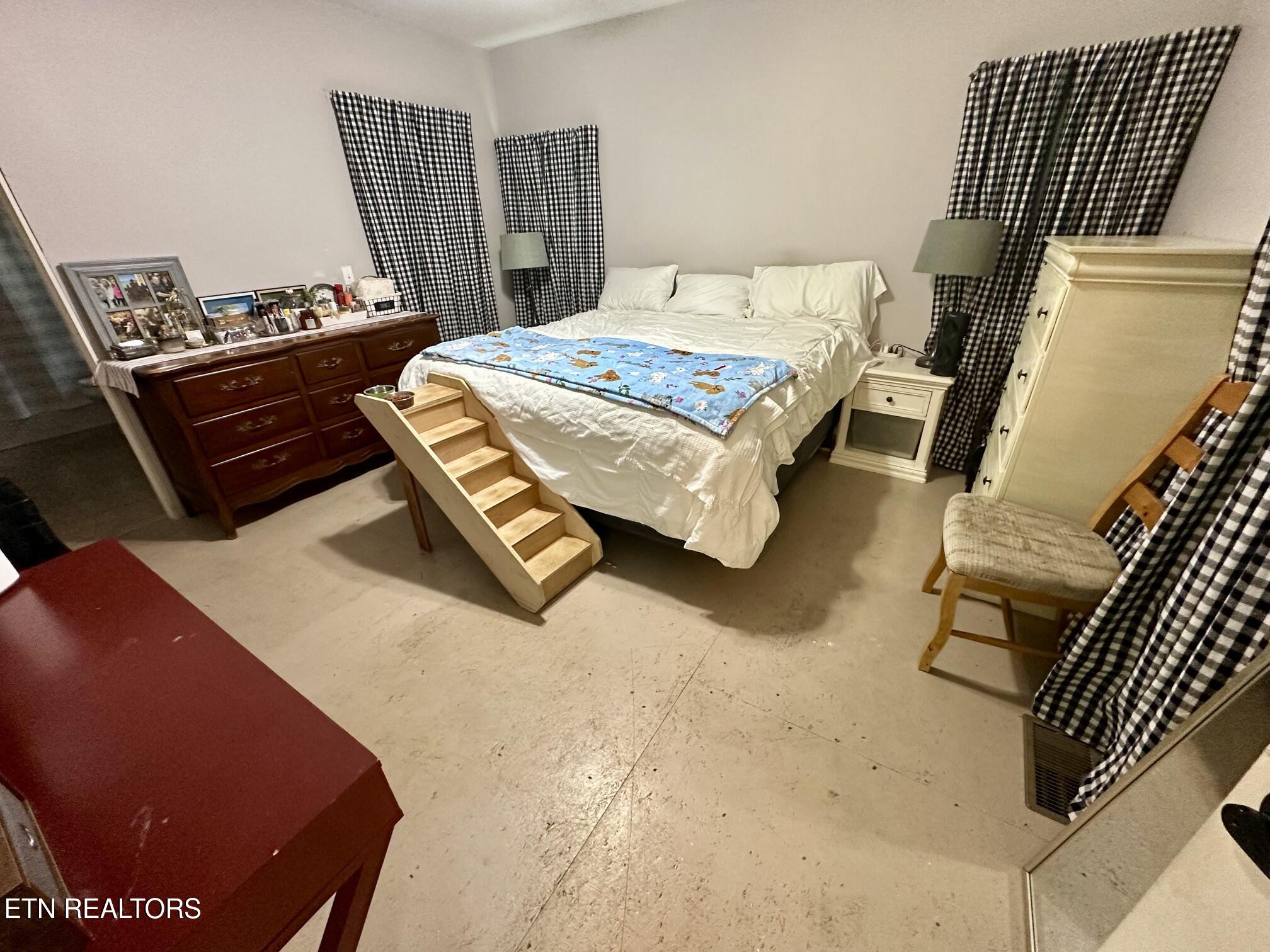 506 Wier Farm Way Pigeon Forge TN 37863