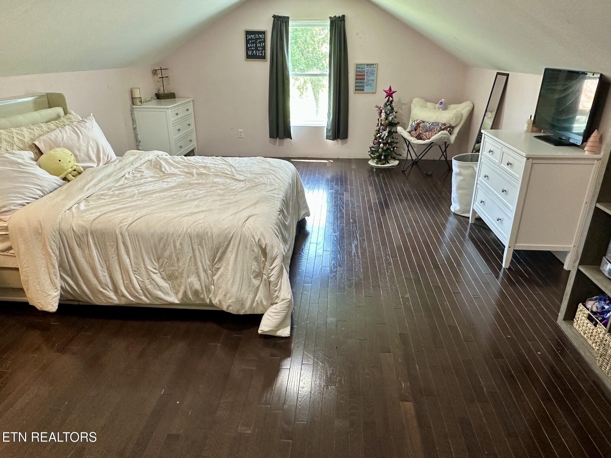 506 Wier Farm Way Pigeon Forge TN 37863