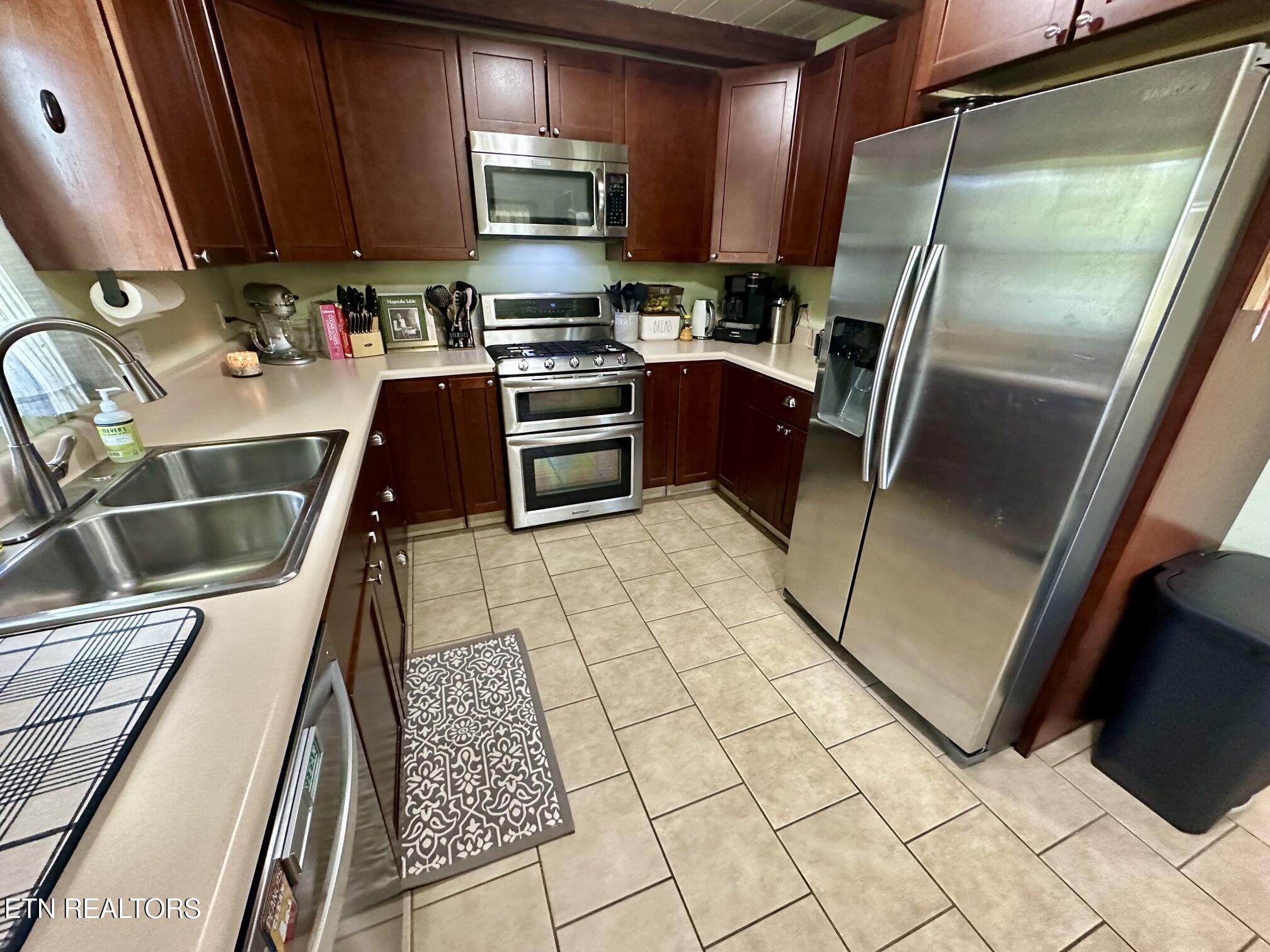 506 Wier Farm Way Pigeon Forge TN 37863