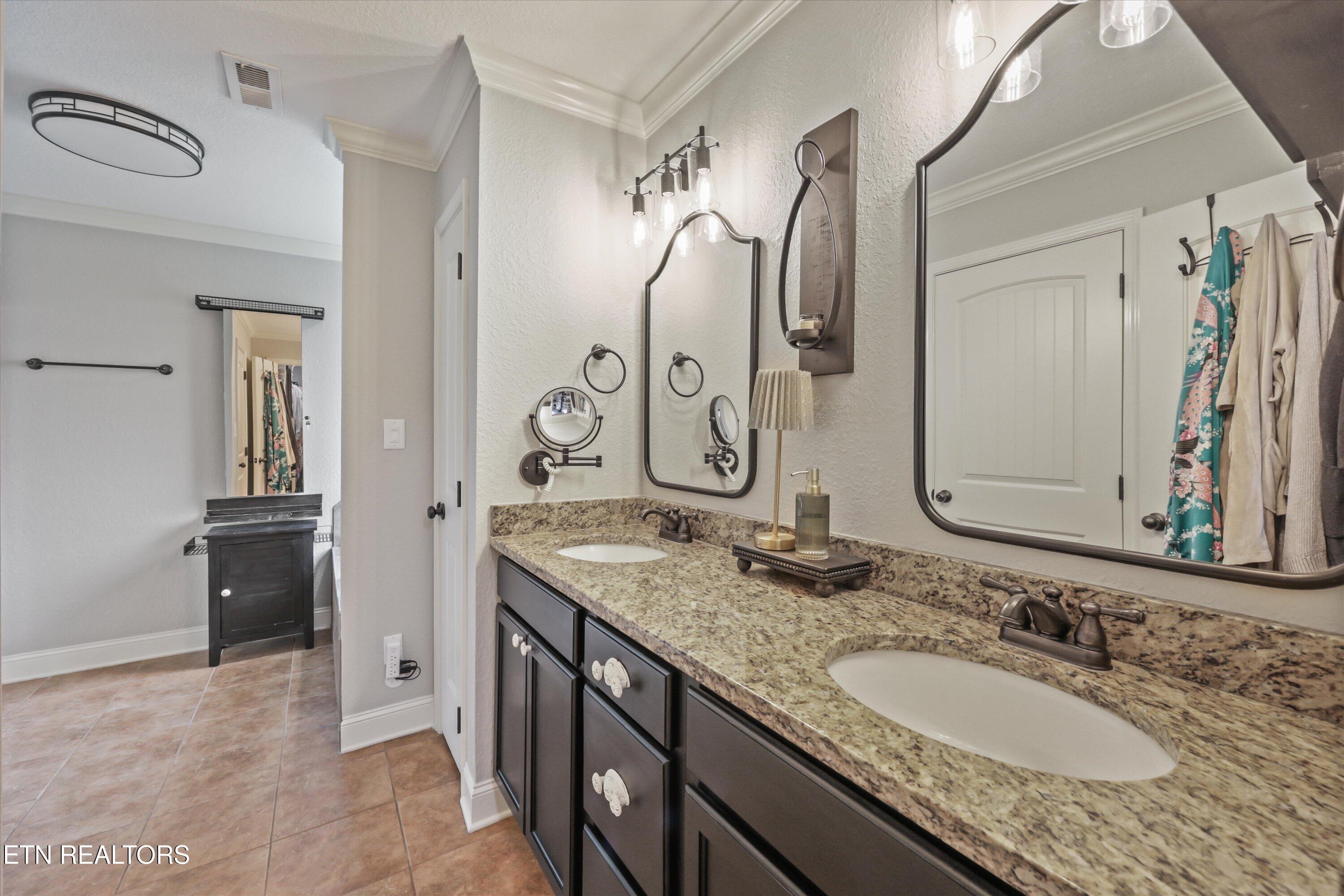 208 Barberry Court Maryville TN 37804