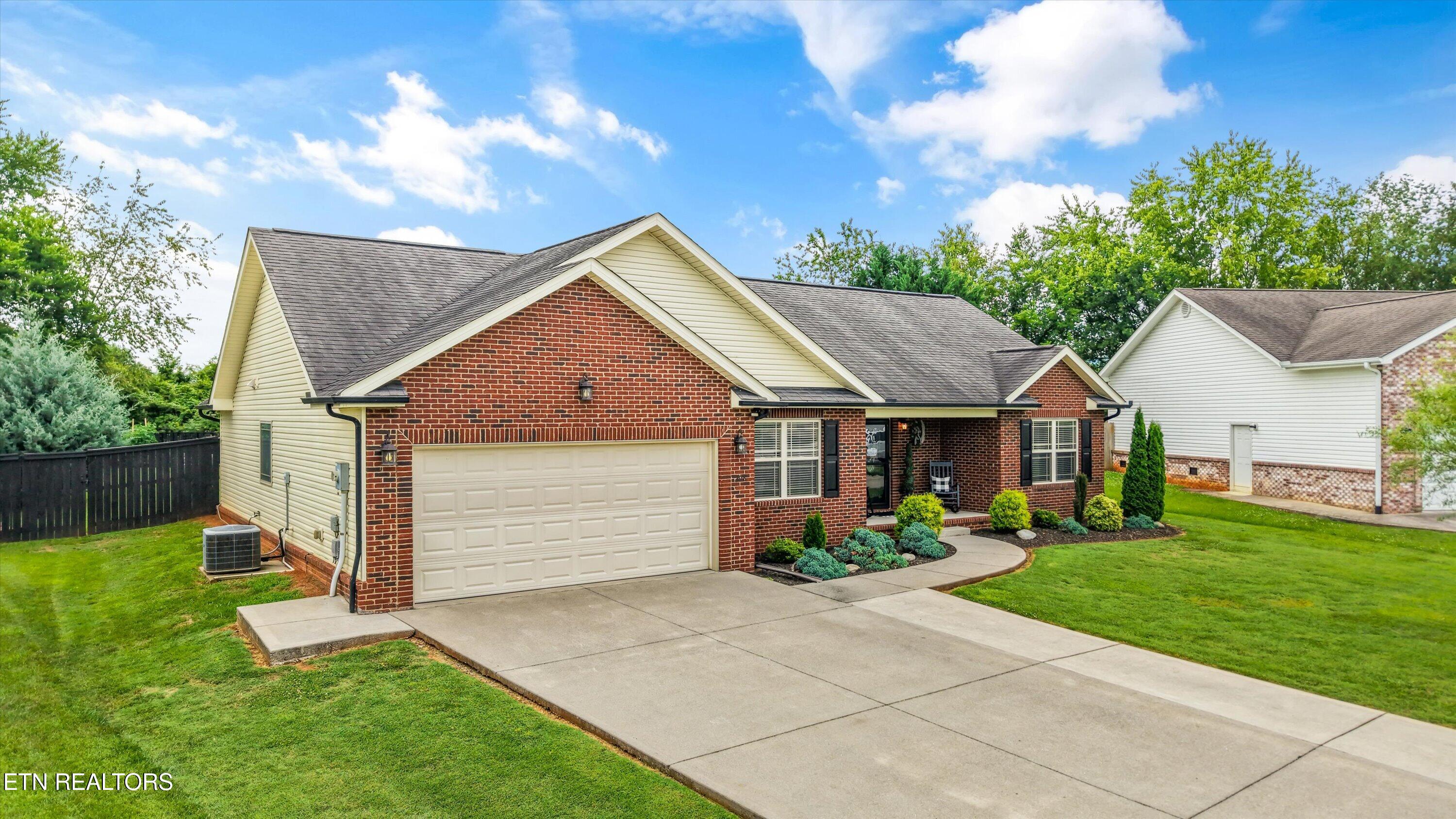 208 Barberry Court Maryville TN 37804