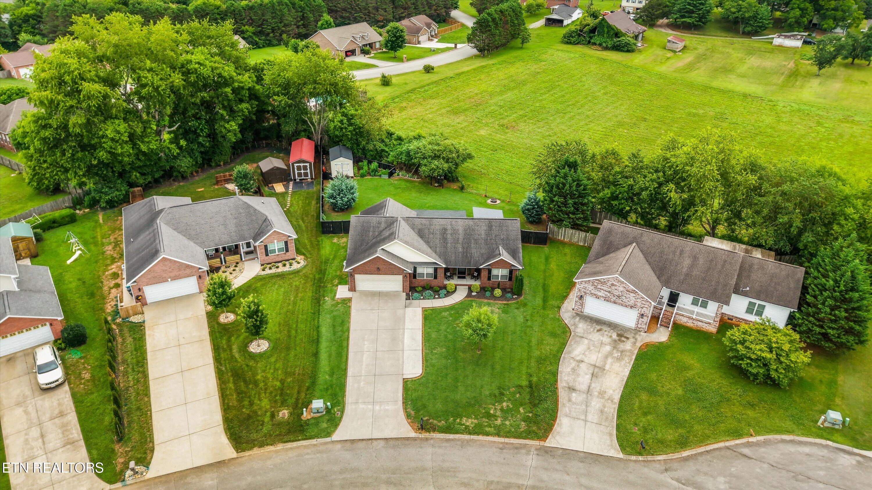 208 Barberry Court Maryville TN 37804