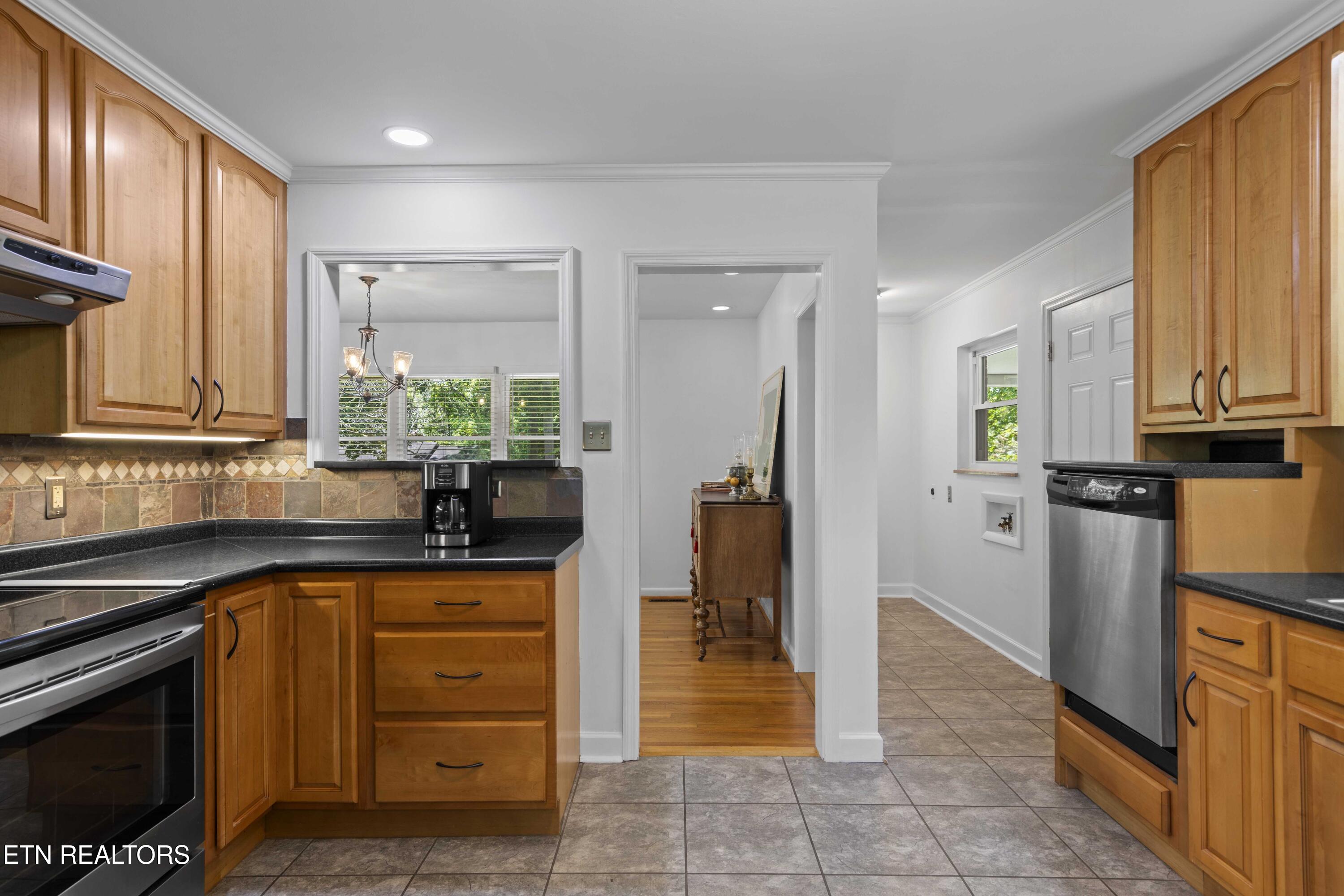 790 W Outer Drive Oak Ridge TN 37830