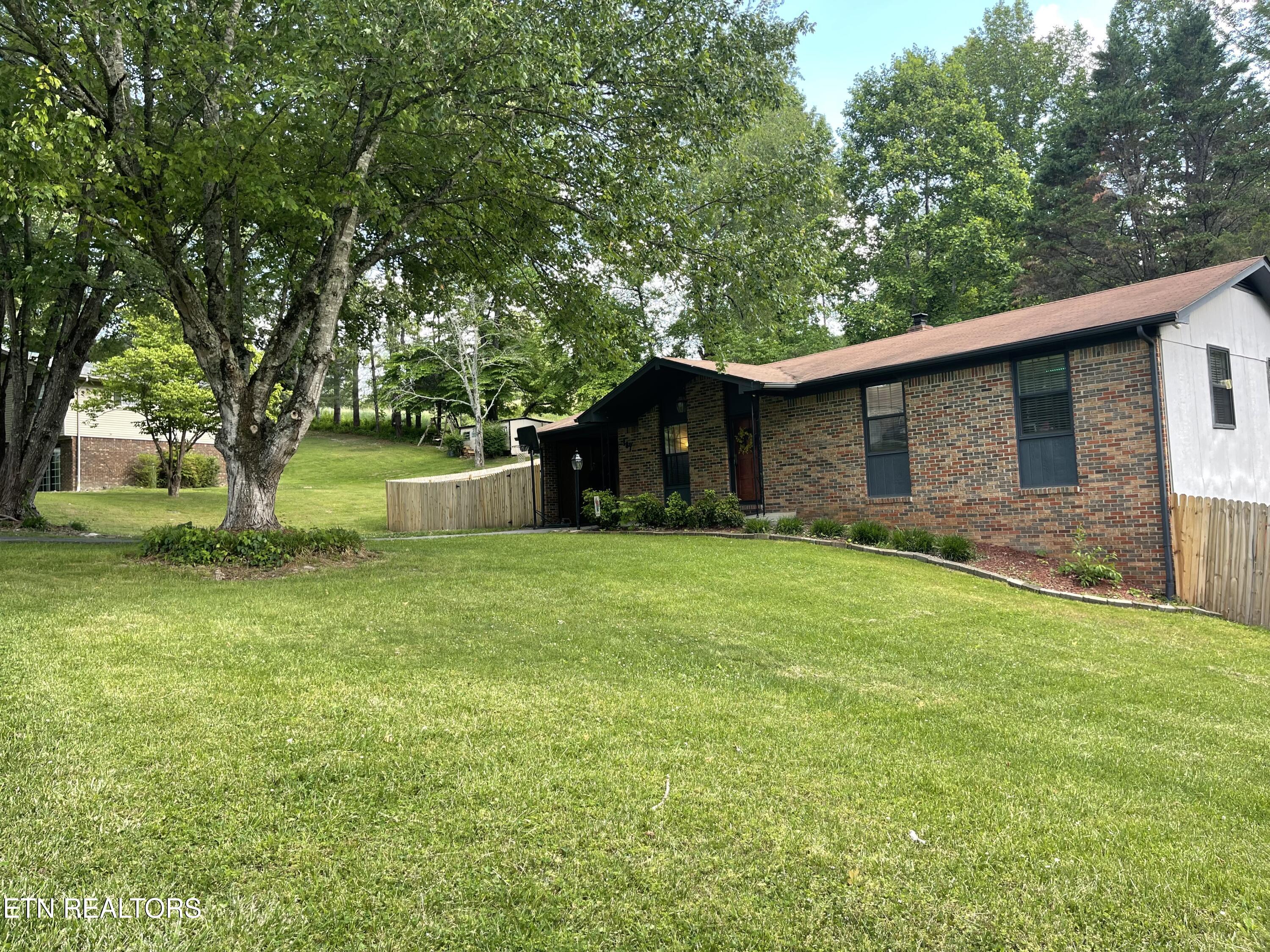 187 Madison Circle Harrogate TN 37752
