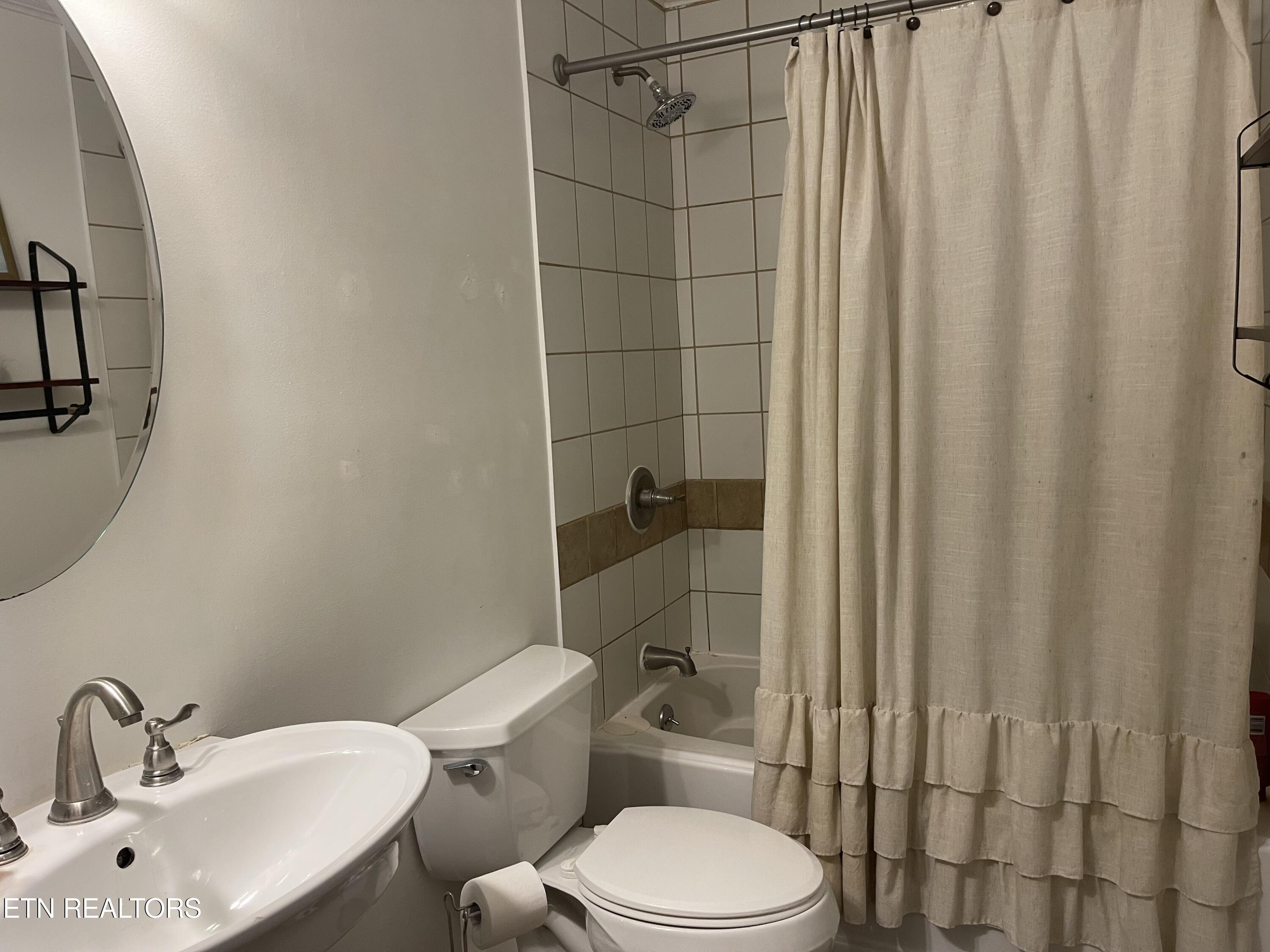 187 Madison Circle Harrogate TN 37752