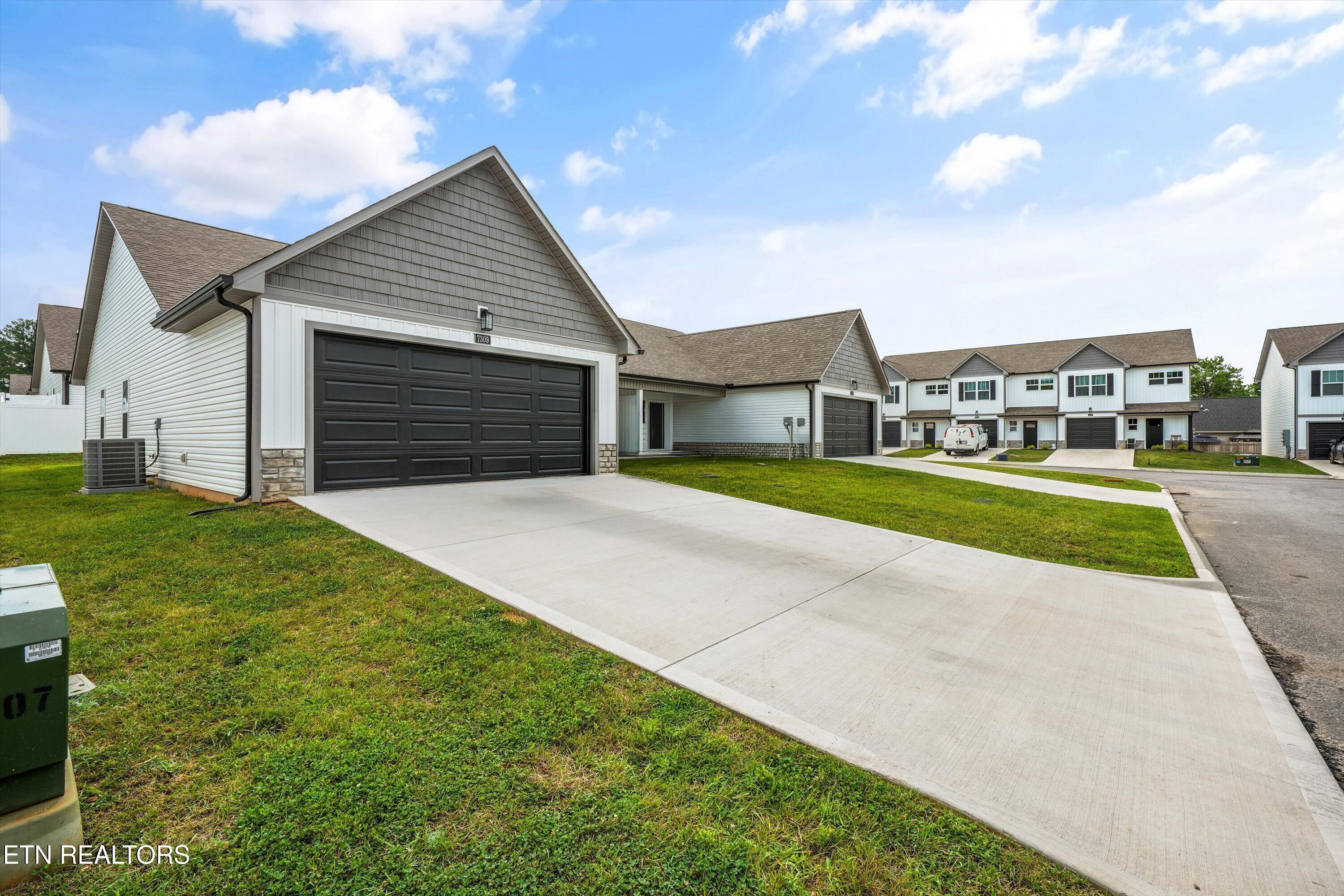 7309 Bonnie Marie Way Knoxville TN 37921