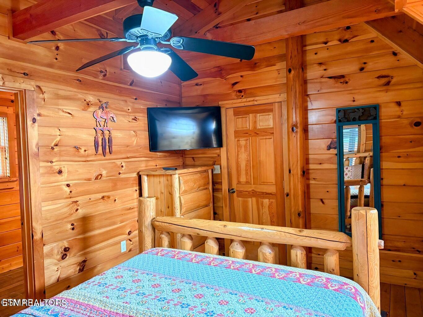 2748/2738 Cats Paw Lane Sevierville TN 37862