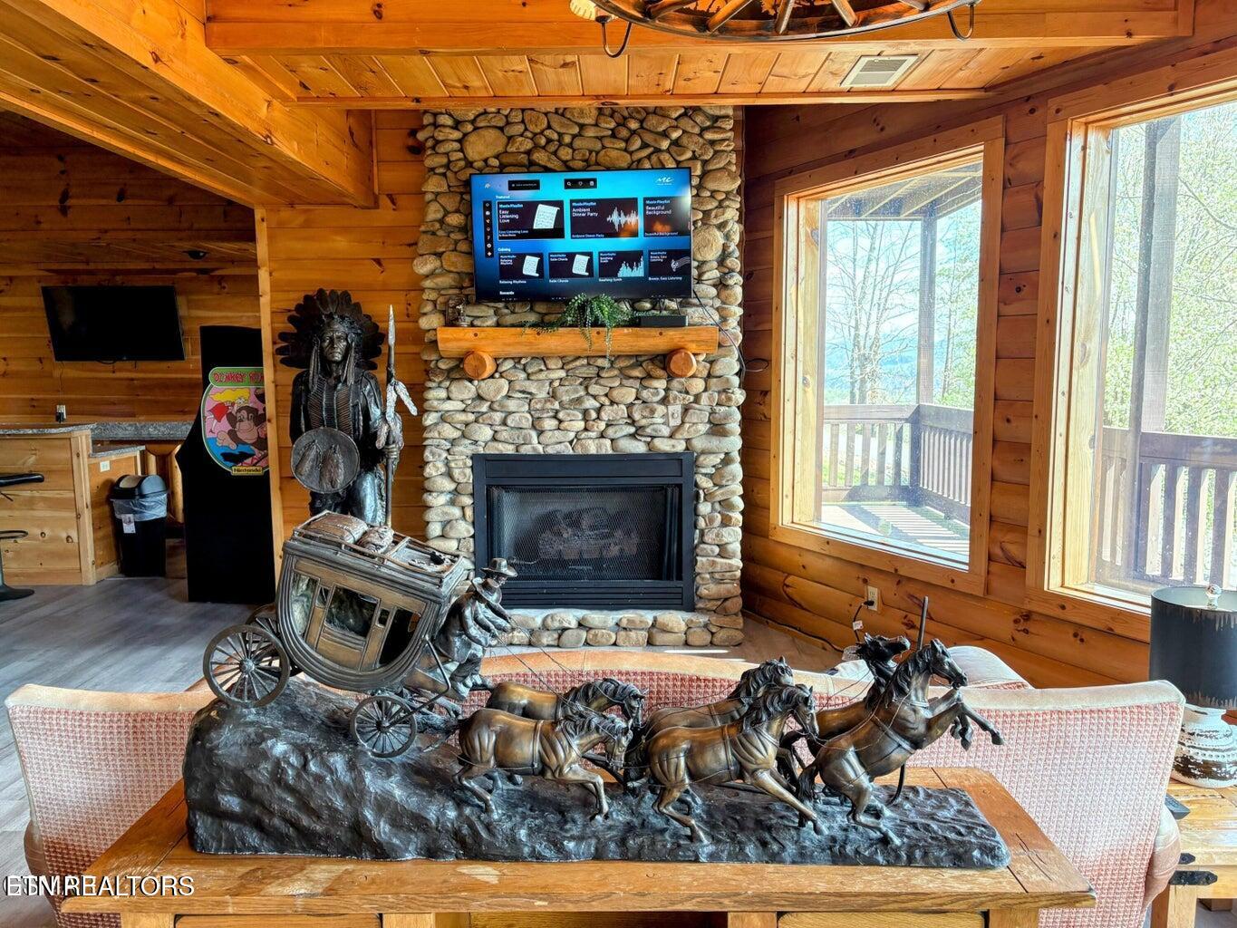 2748/2738 Cats Paw Lane Sevierville TN 37862