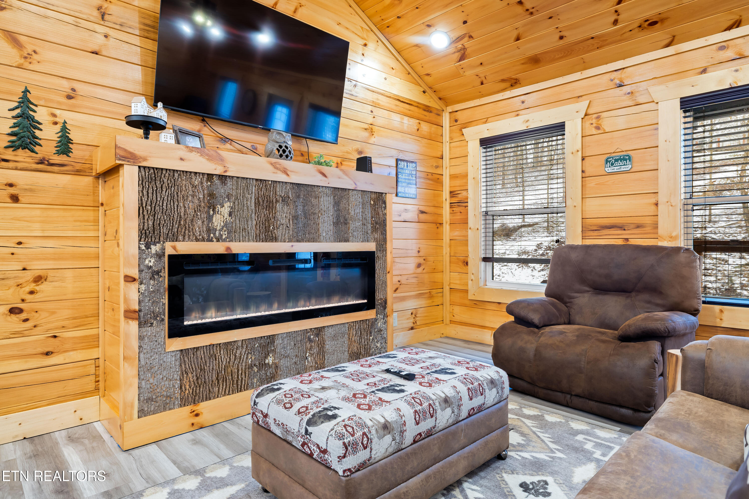 1069 Timberlake Circle Sevierville TN 37876