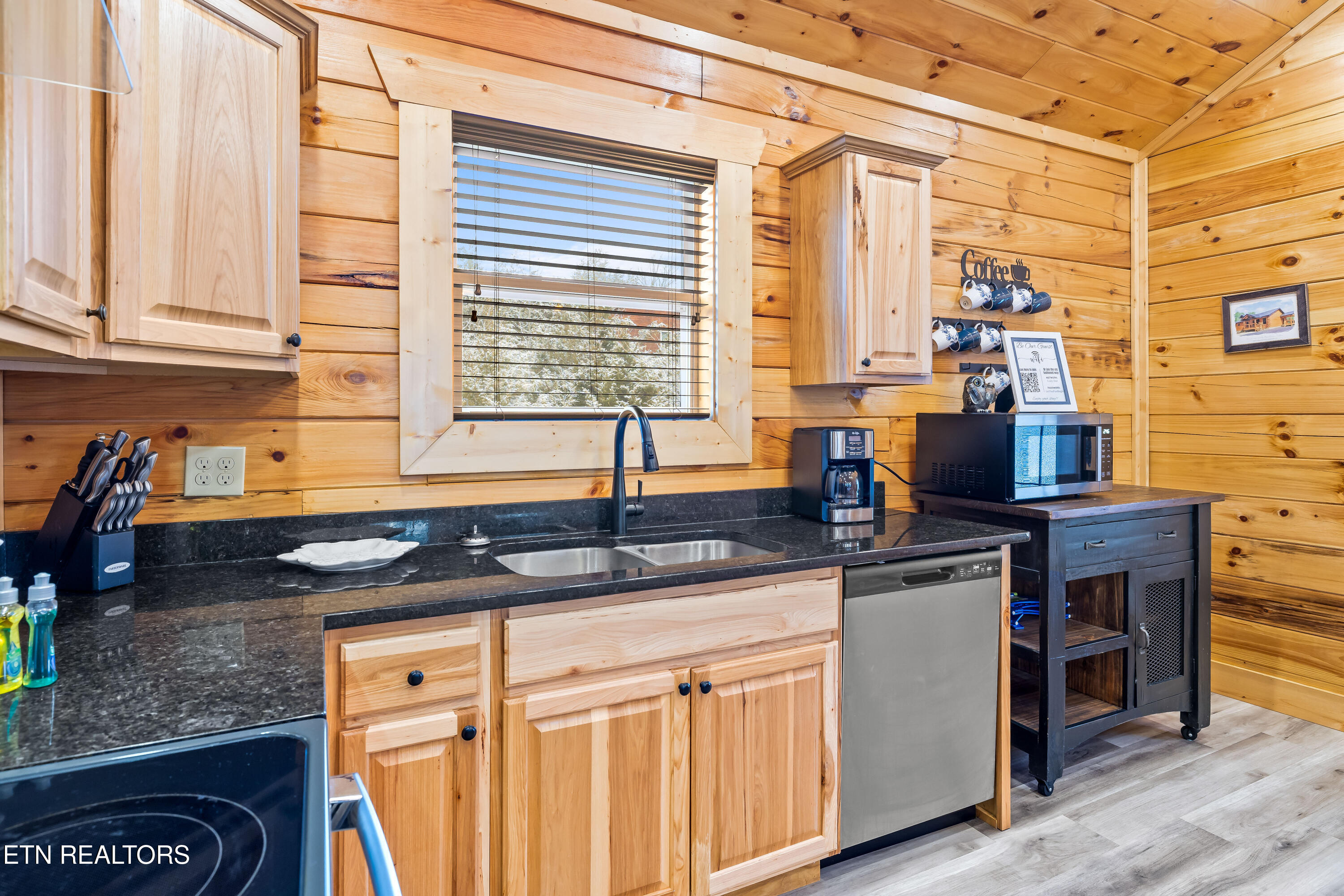 1069 Timberlake Circle Sevierville TN 37876