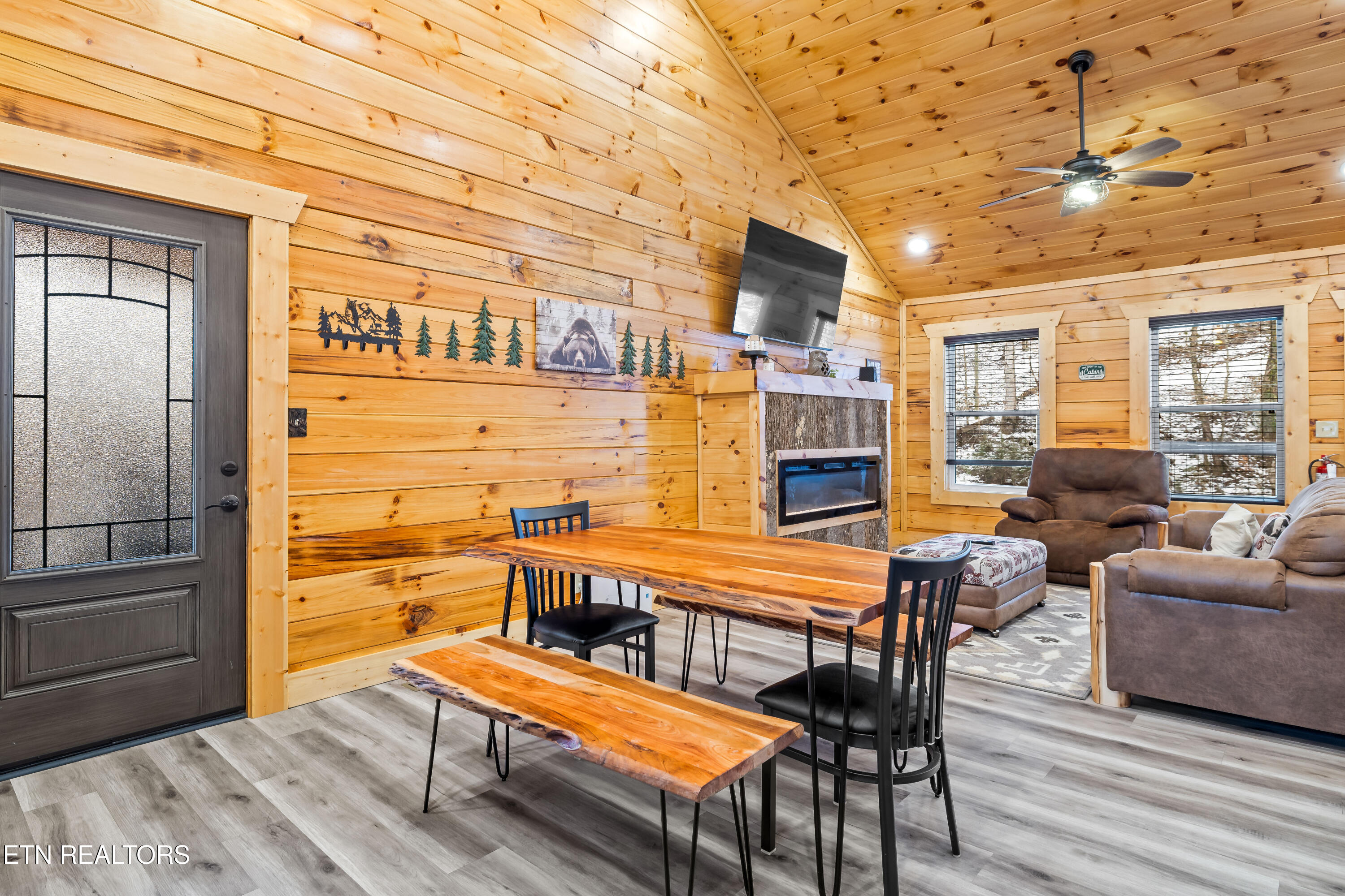 1069 Timberlake Circle Sevierville TN 37876