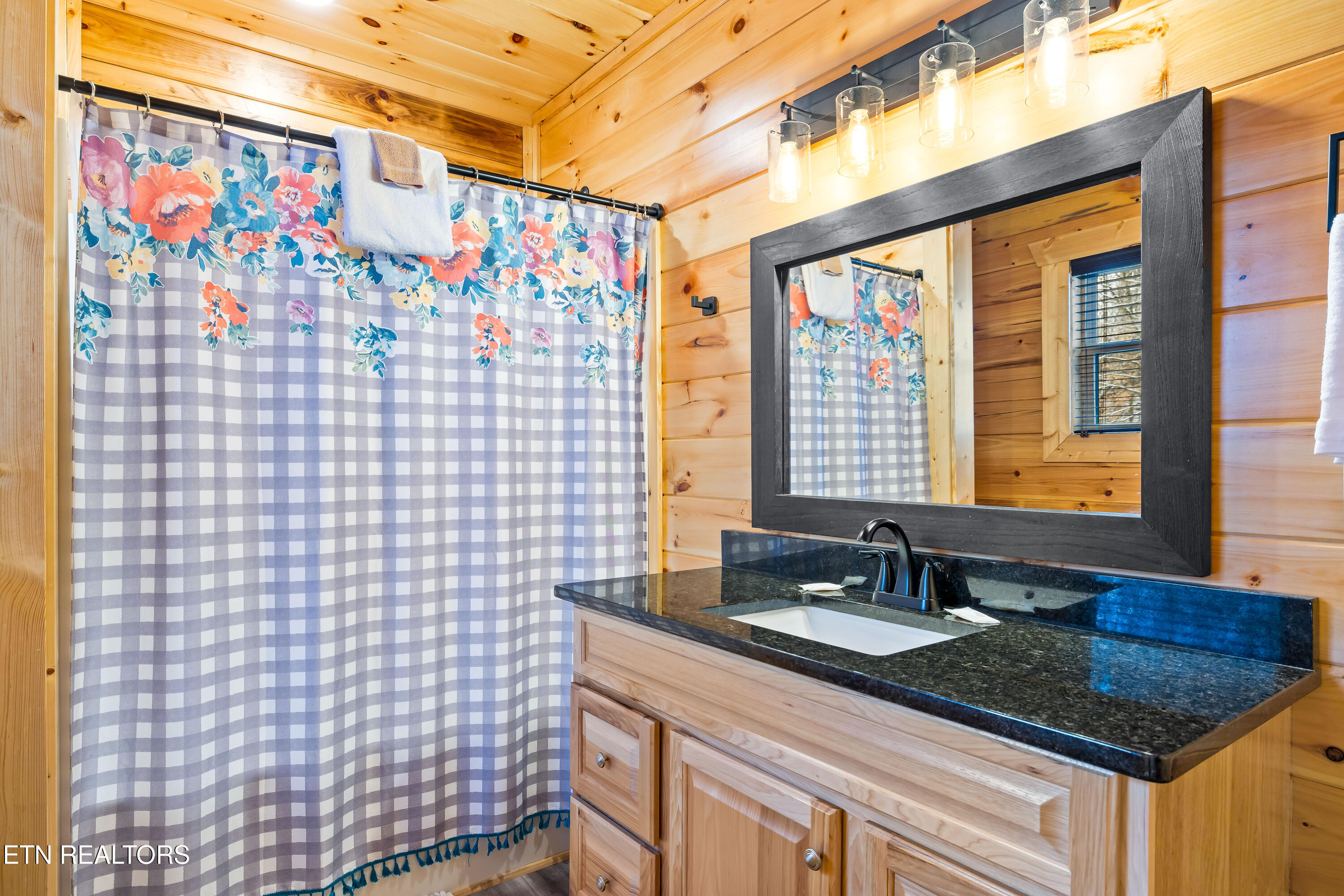 1069 Timberlake Circle Sevierville TN 37876
