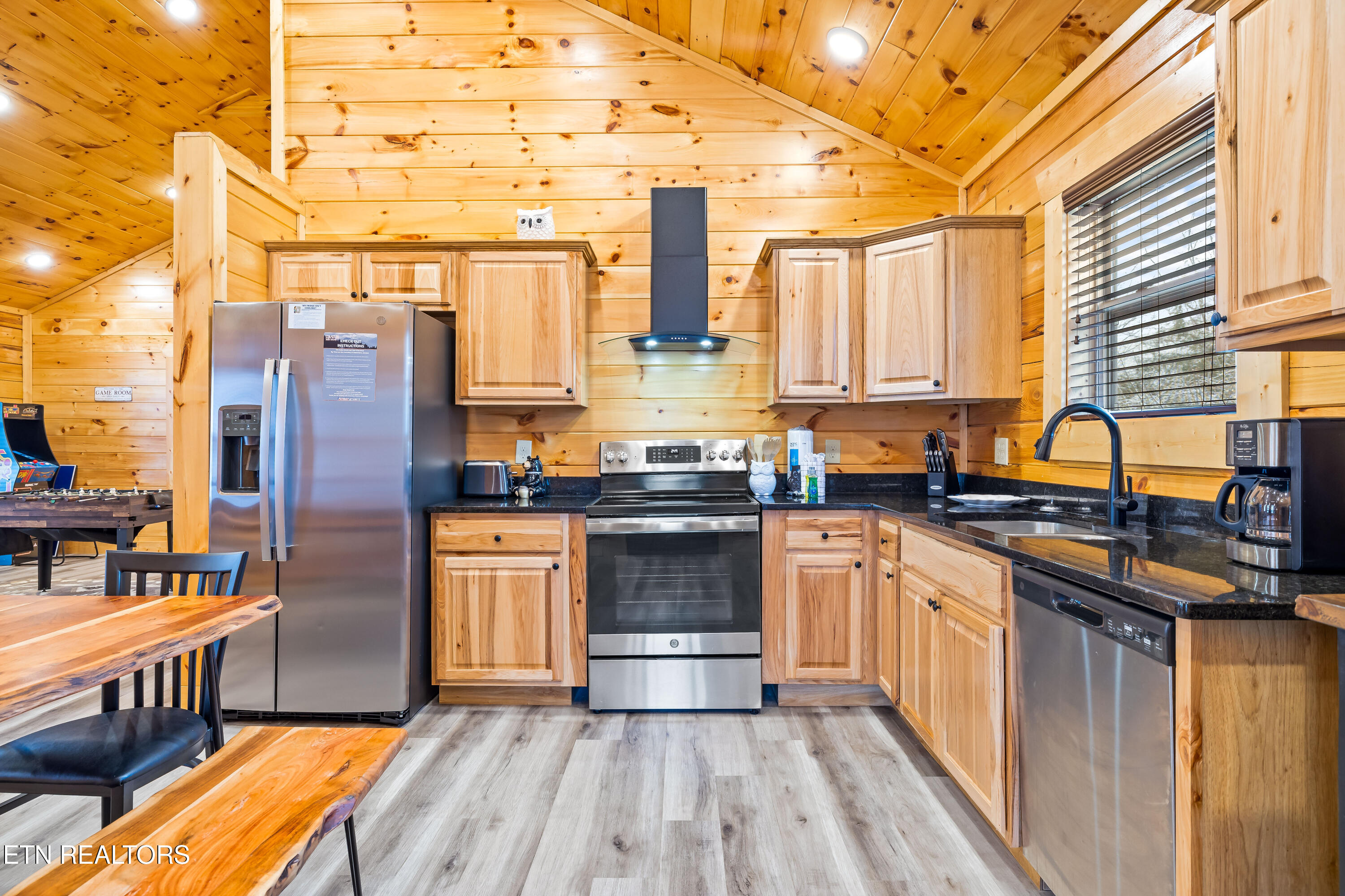 1069 Timberlake Circle Sevierville TN 37876