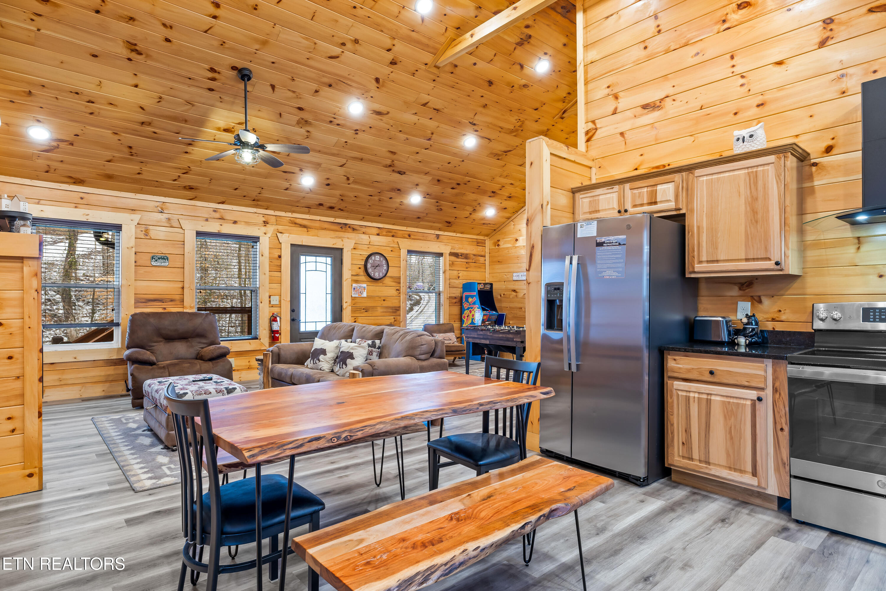 1069 Timberlake Circle Sevierville TN 37876