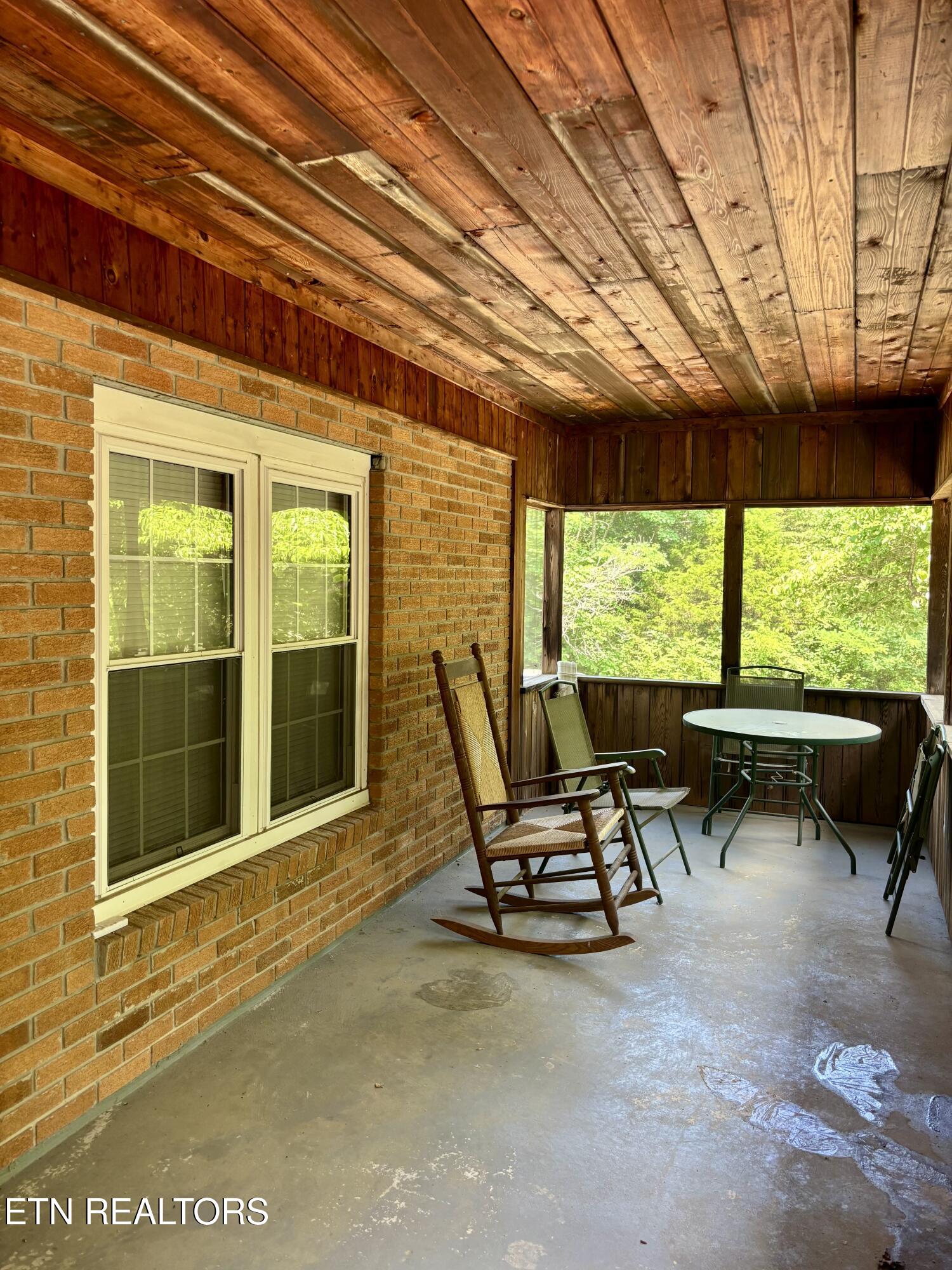 194 Woody Lane Kingston TN 37763