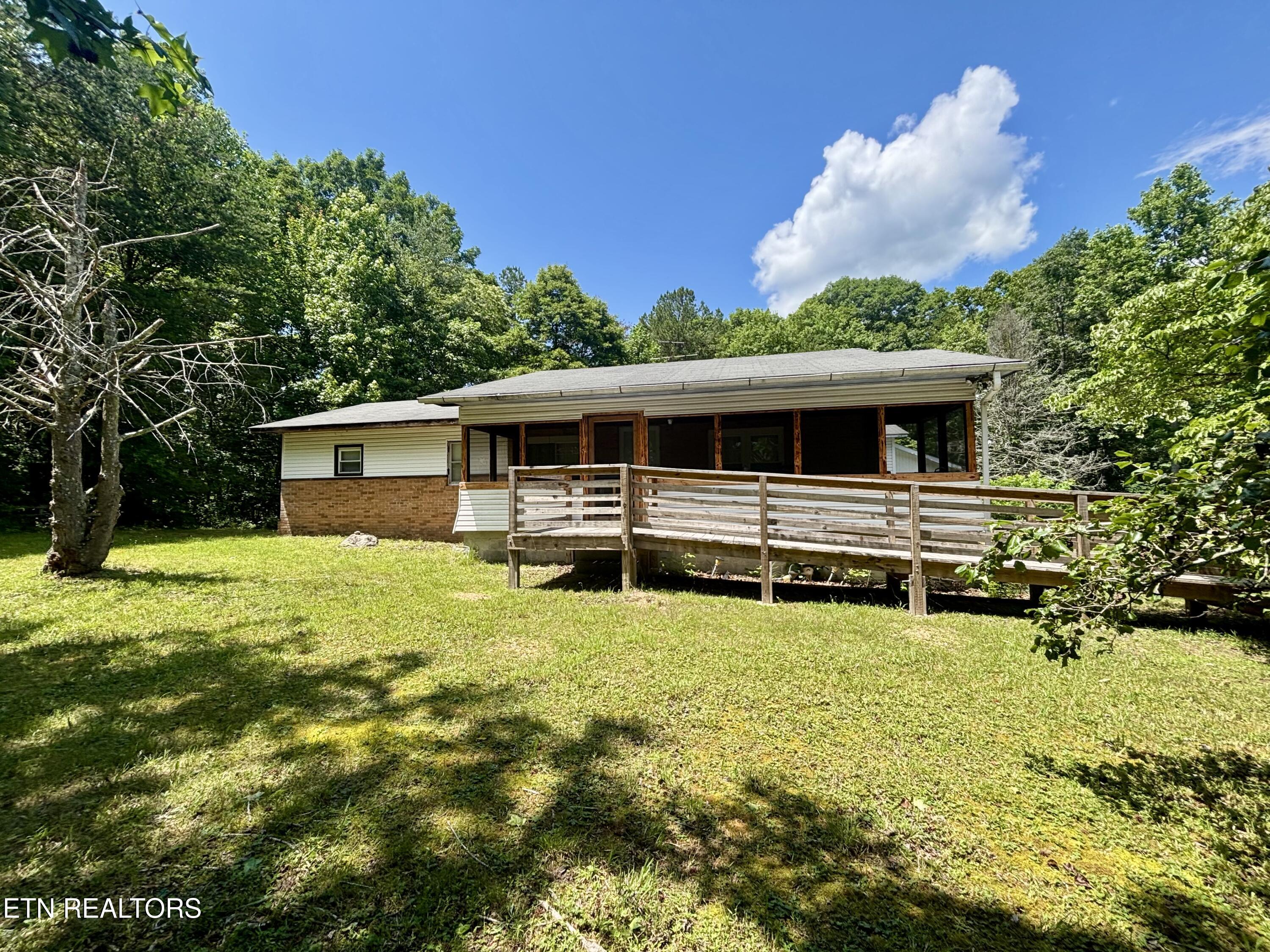 194 Woody Lane Kingston TN 37763