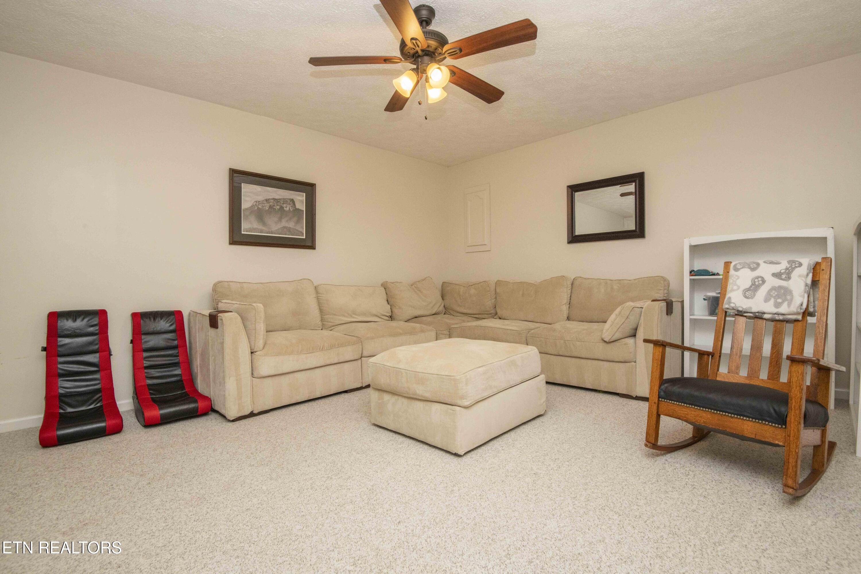 450 Hardin Drive Lenoir City TN 37772