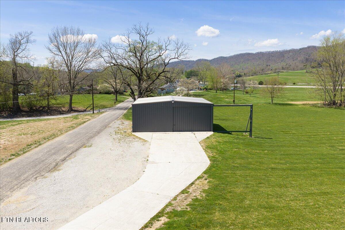 186 Shetland Road Lafollette TN 37766