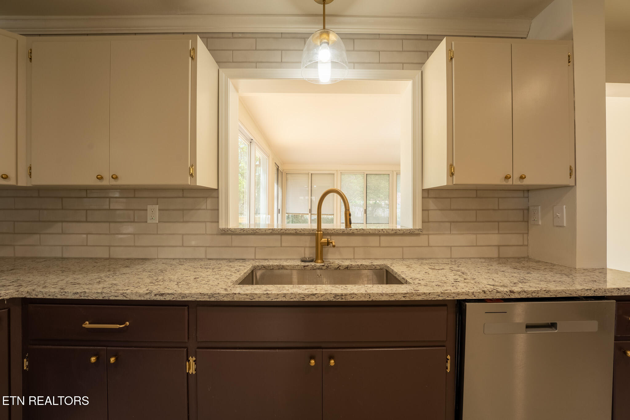 127 Tabor Road Oak Ridge TN 37830