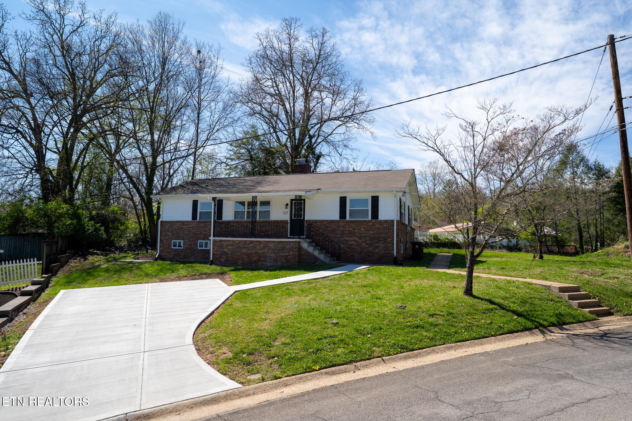 127 Tabor Road Oak Ridge TN 37830