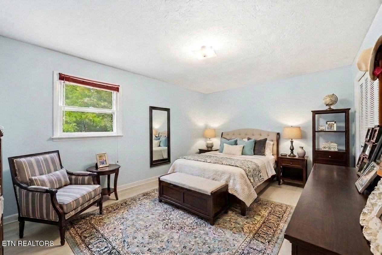 236 Royal Drive Kingsport TN 37663