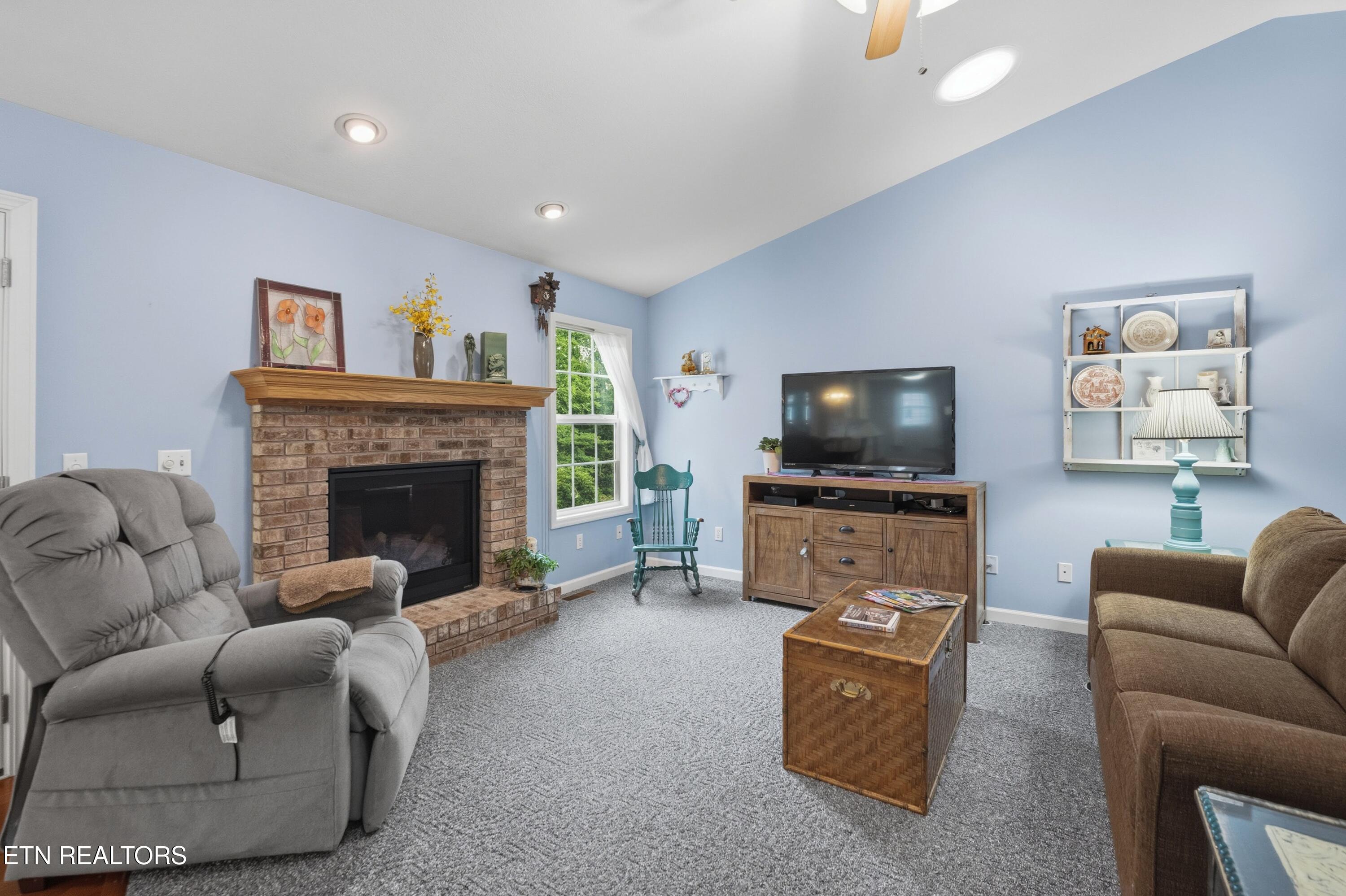 122 Wycliff Lane Crossville TN 38558