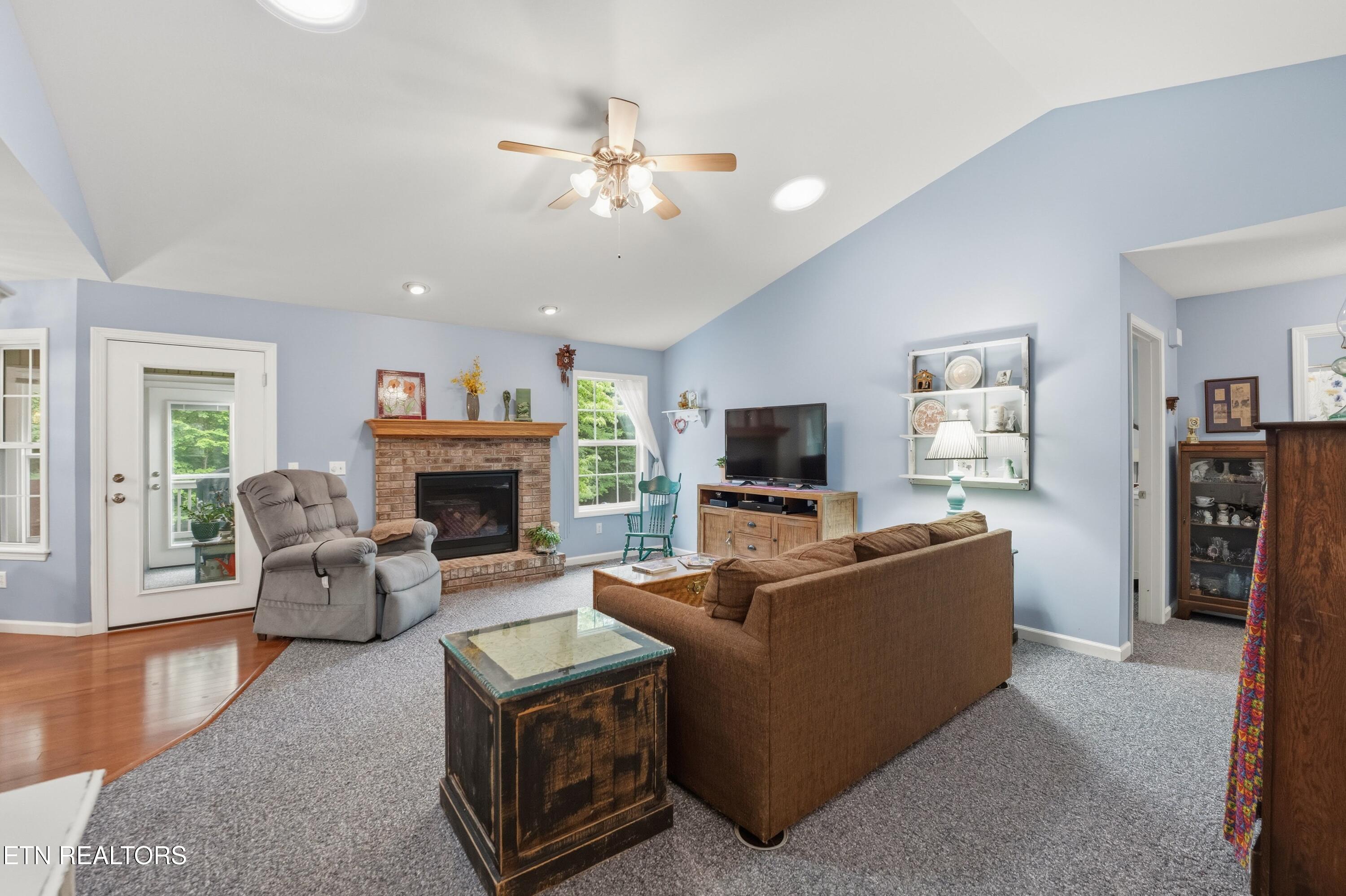 122 Wycliff Lane Crossville TN 38558