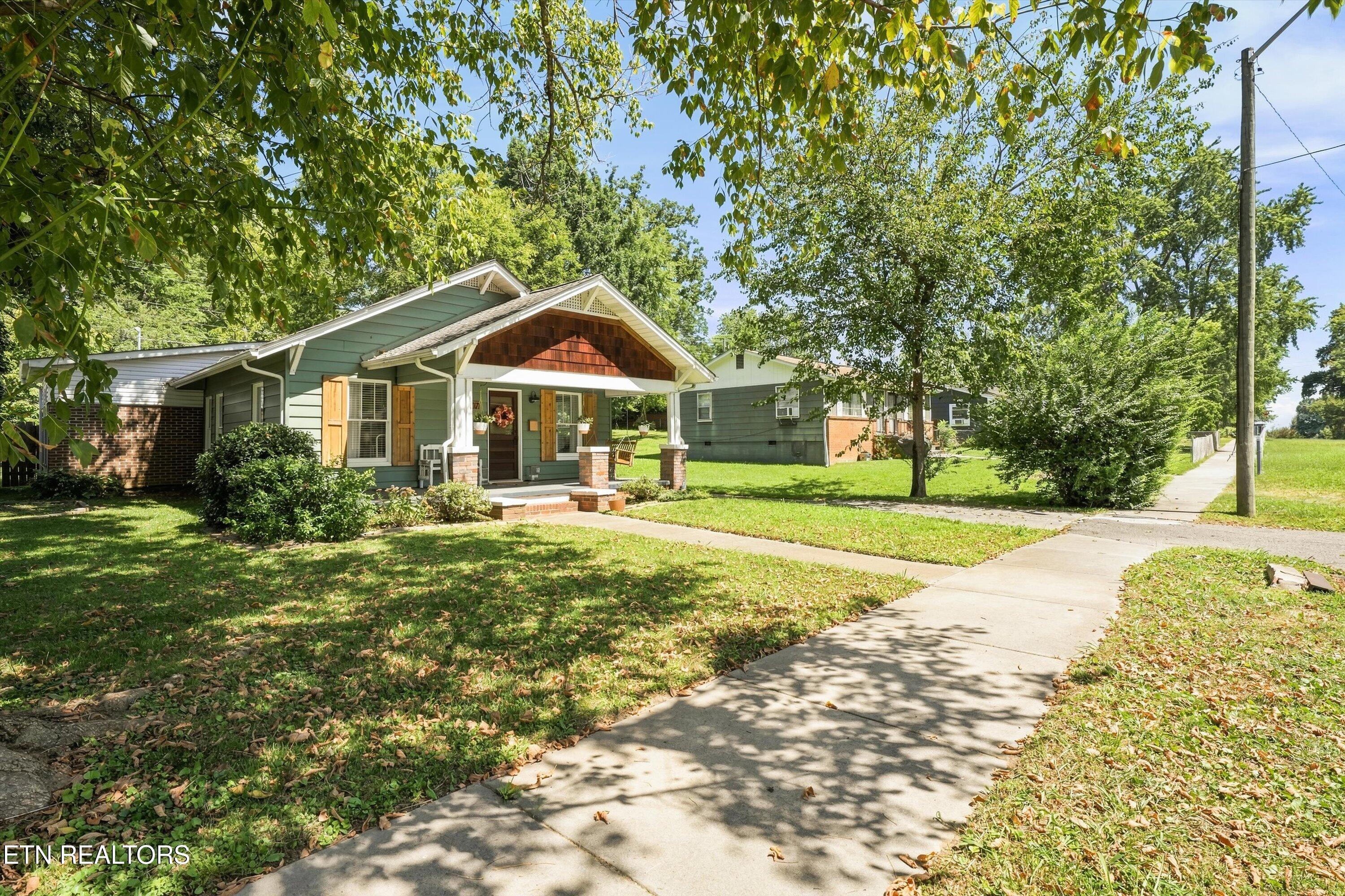 707 Radford Place Knoxville TN 37917