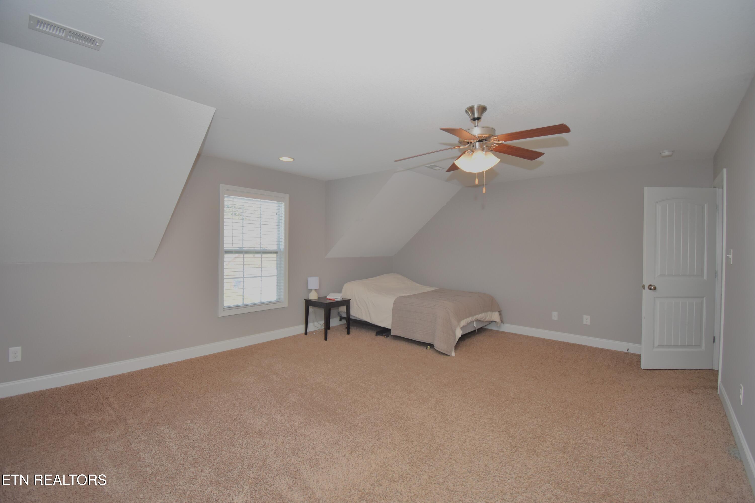 1740 Point Wood Drive Knoxville TN 37920