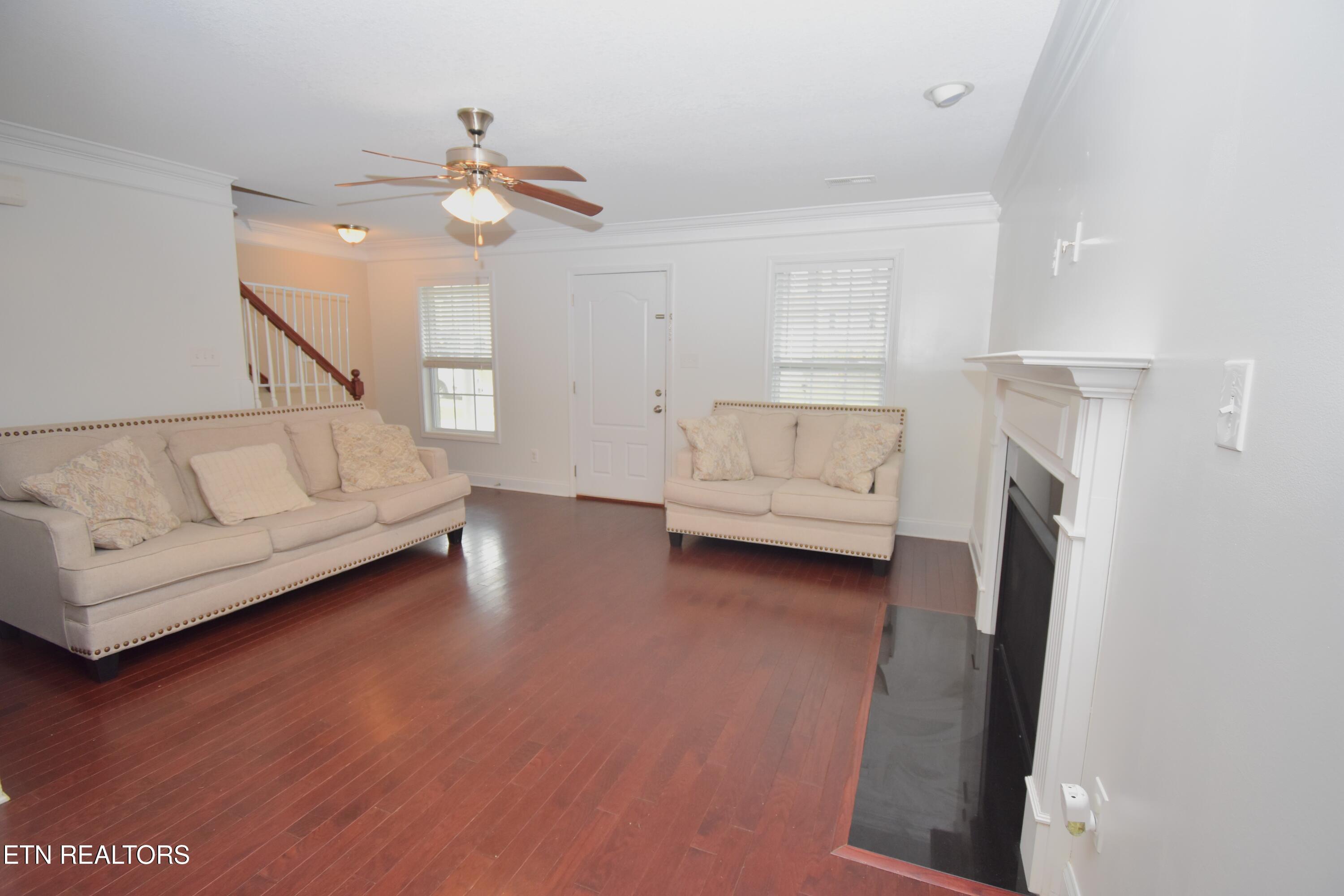 1740 Point Wood Drive Knoxville TN 37920