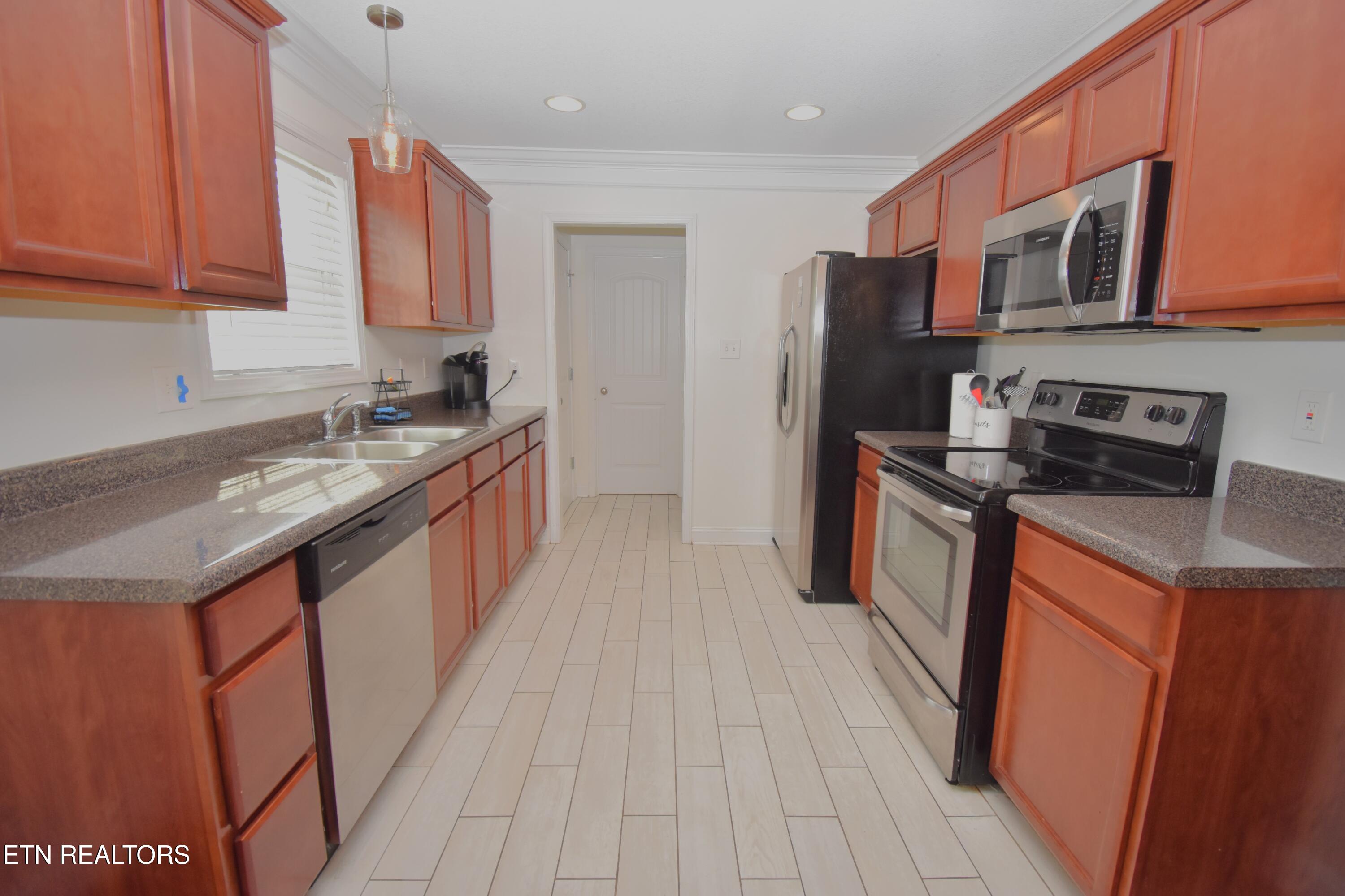 1740 Point Wood Drive Knoxville TN 37920