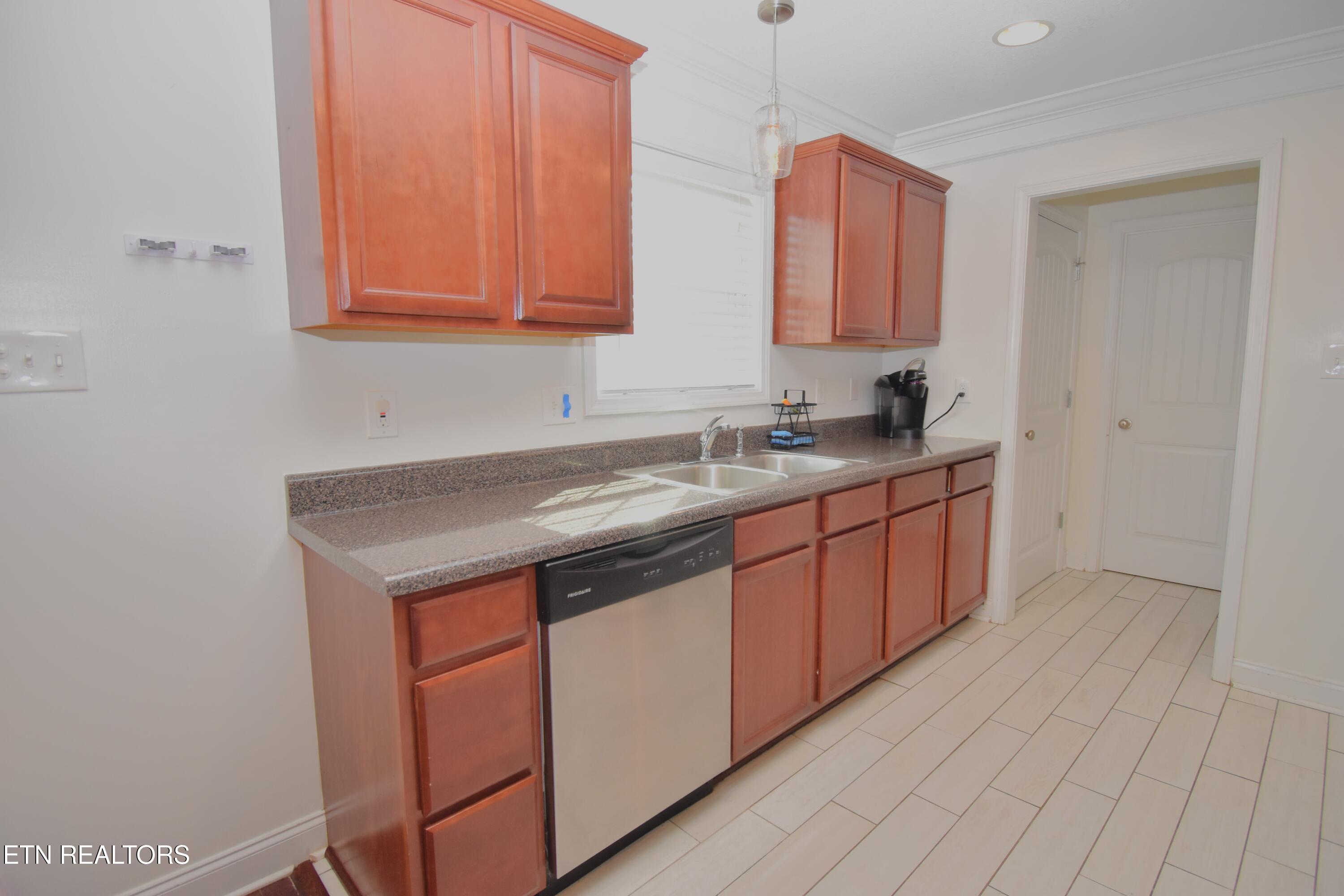 1740 Point Wood Drive Knoxville TN 37920