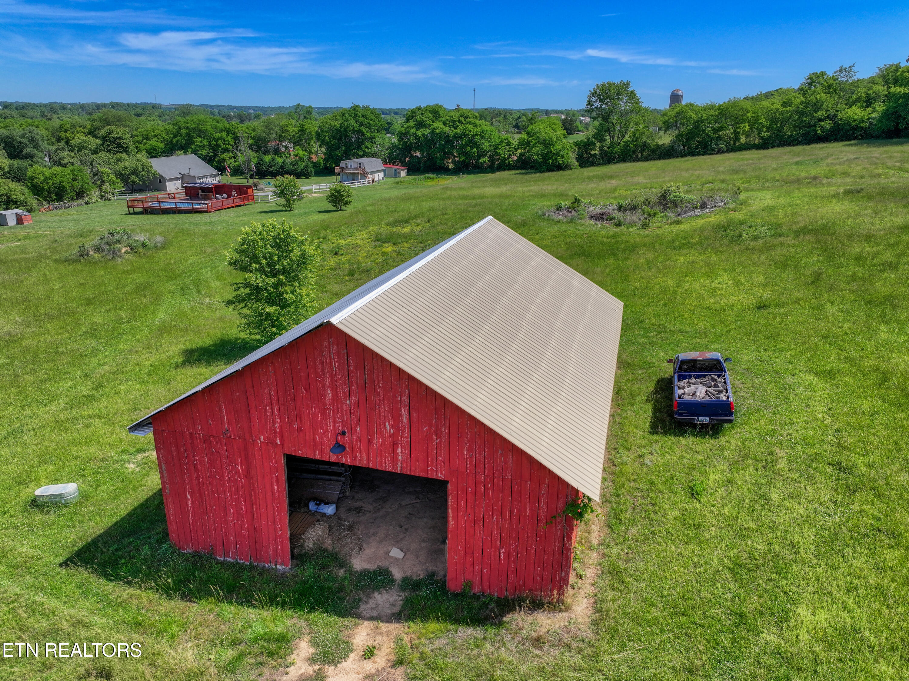4479 Niles Ferry Road Greenback TN 37742