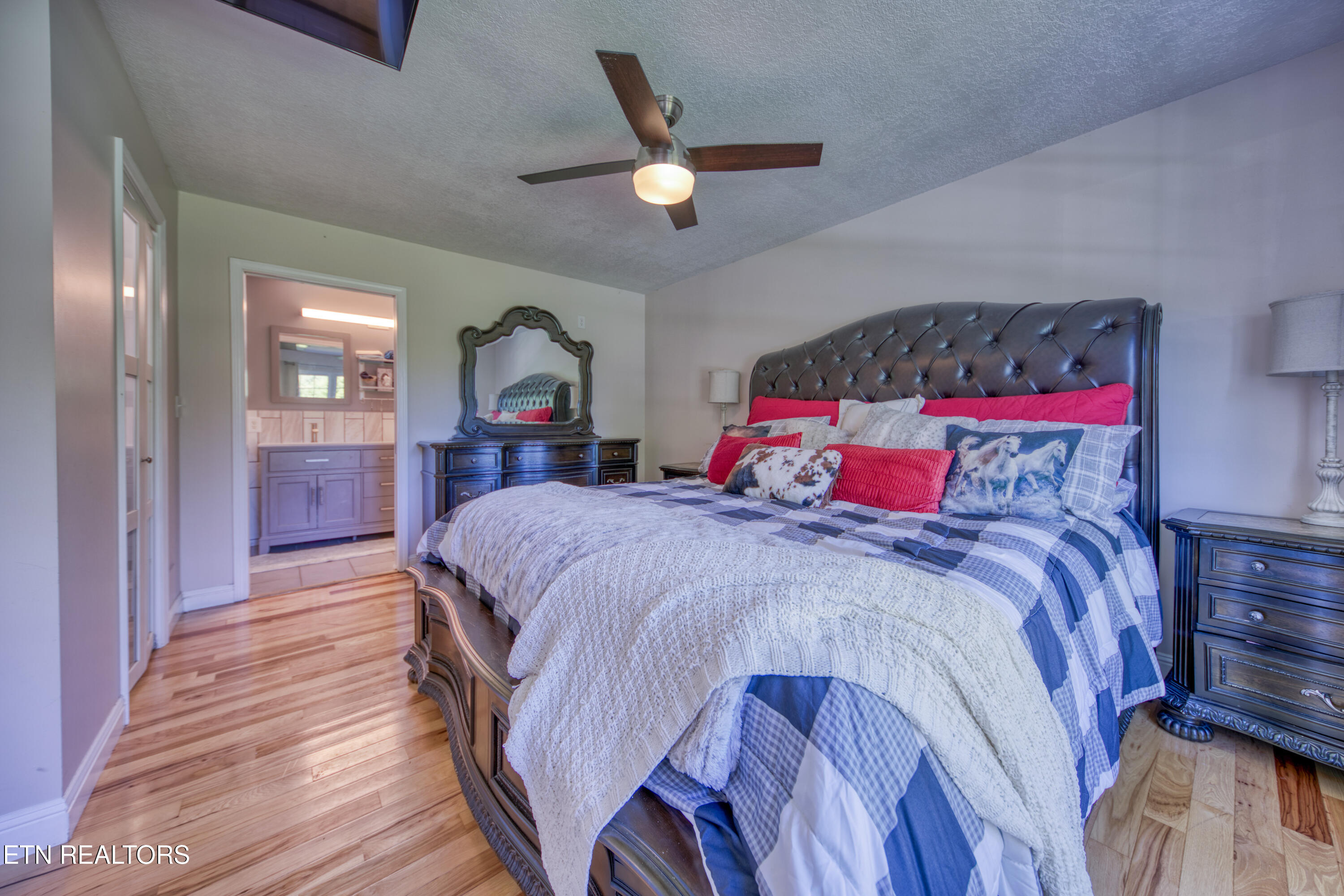 4479 Niles Ferry Road Greenback TN 37742